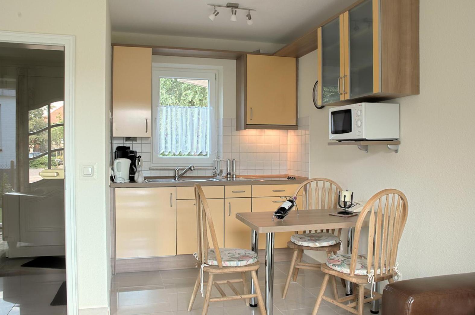 Modernes 5-Sterne-Ferienhaus im Maisonettenstil in DAMP