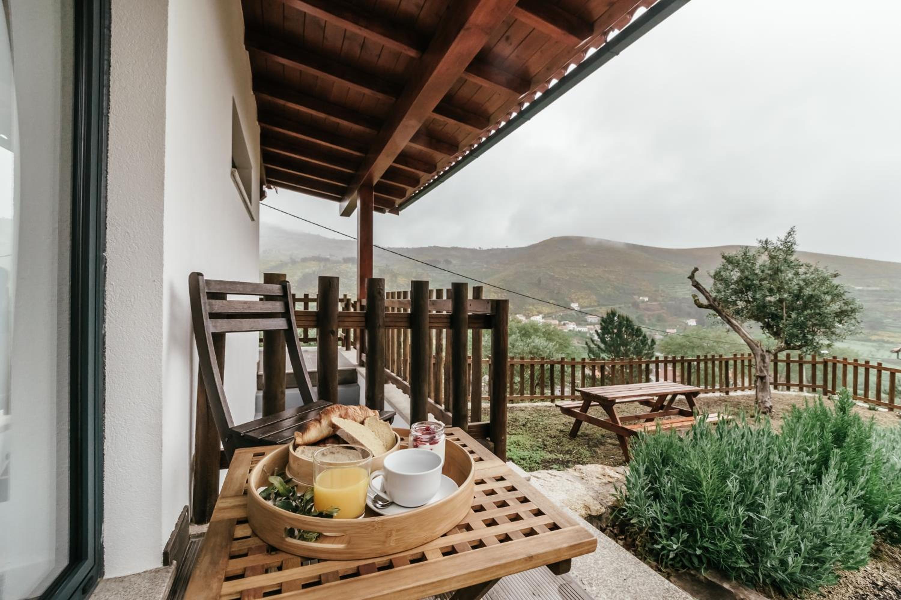 Unhais Valley - Country House view 5