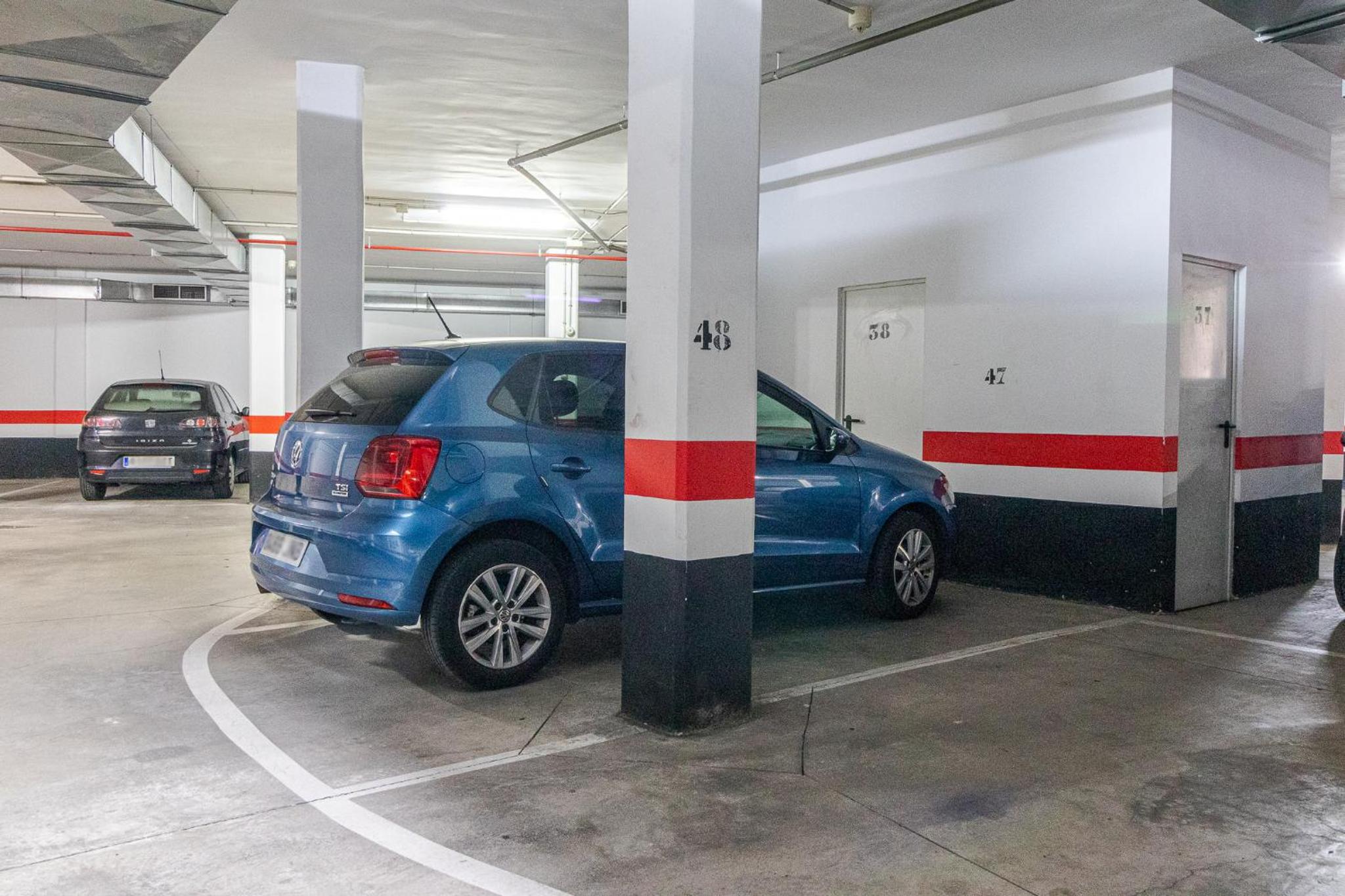 Trebolina 3Bdr FastWiFi Parking view 2