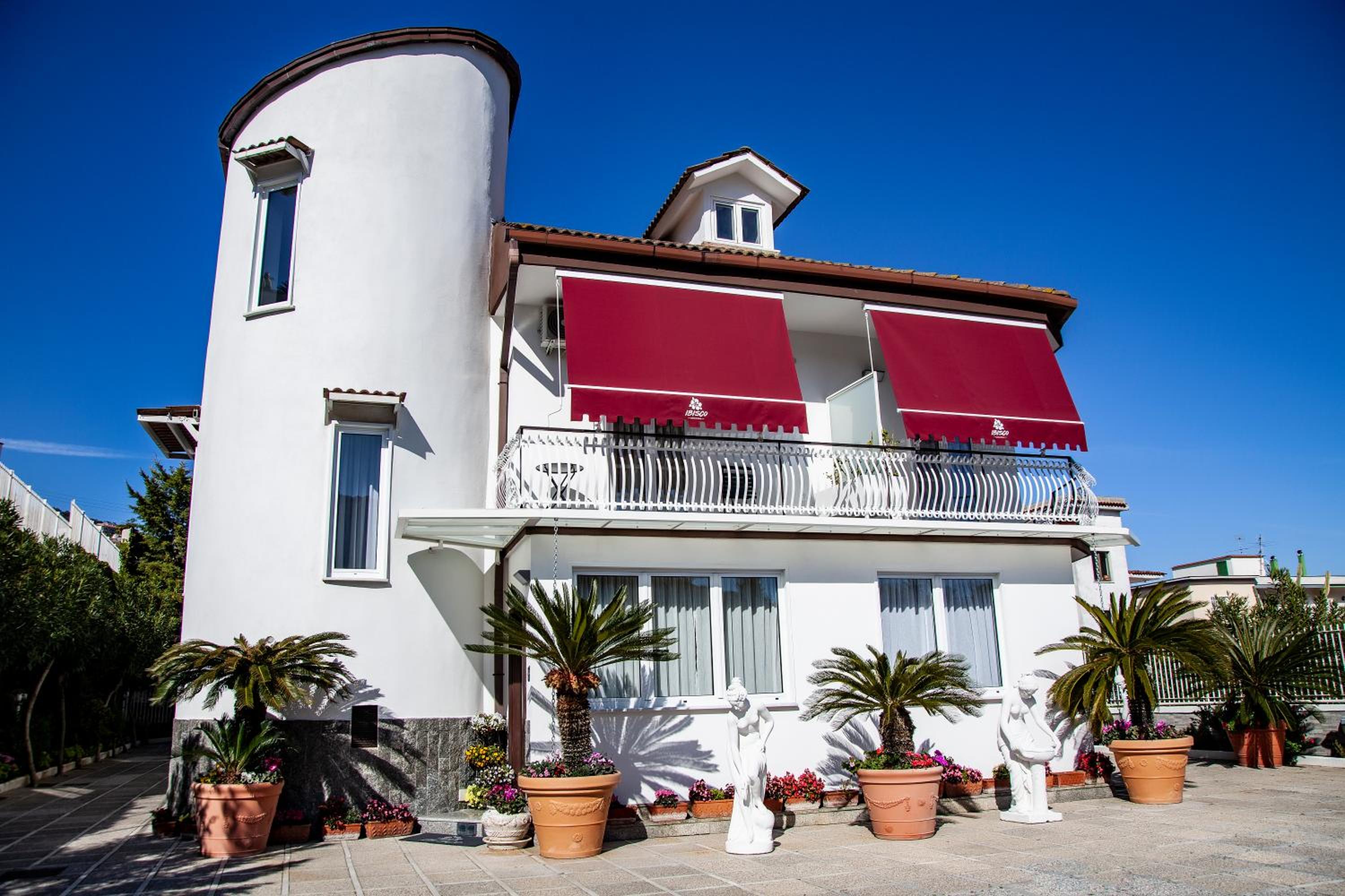 Hotel Ibisco Suites & Relax view 3