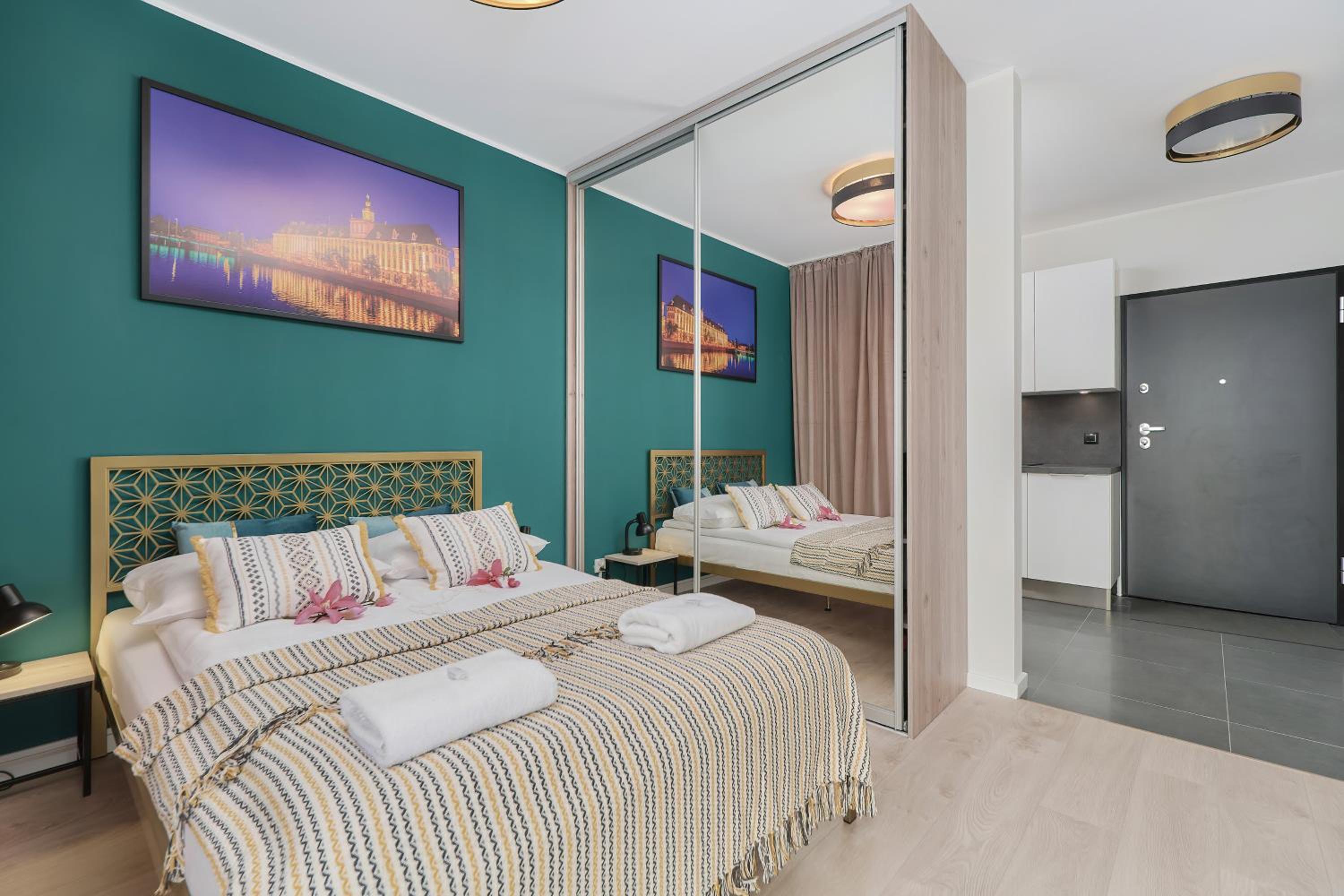 Apartment Wrocław Na Bulwarach by Renters view 3