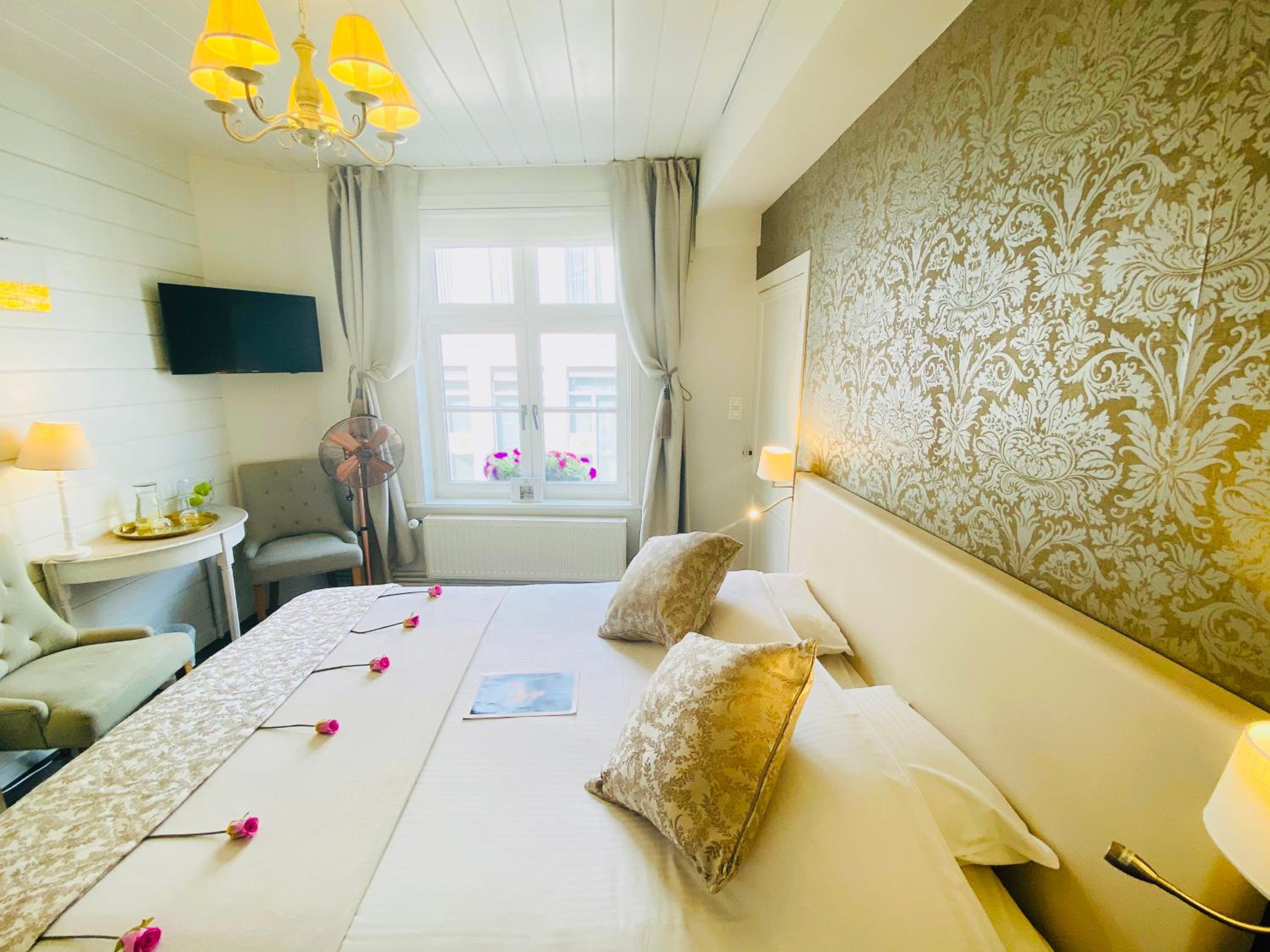 The White Queen B&B
