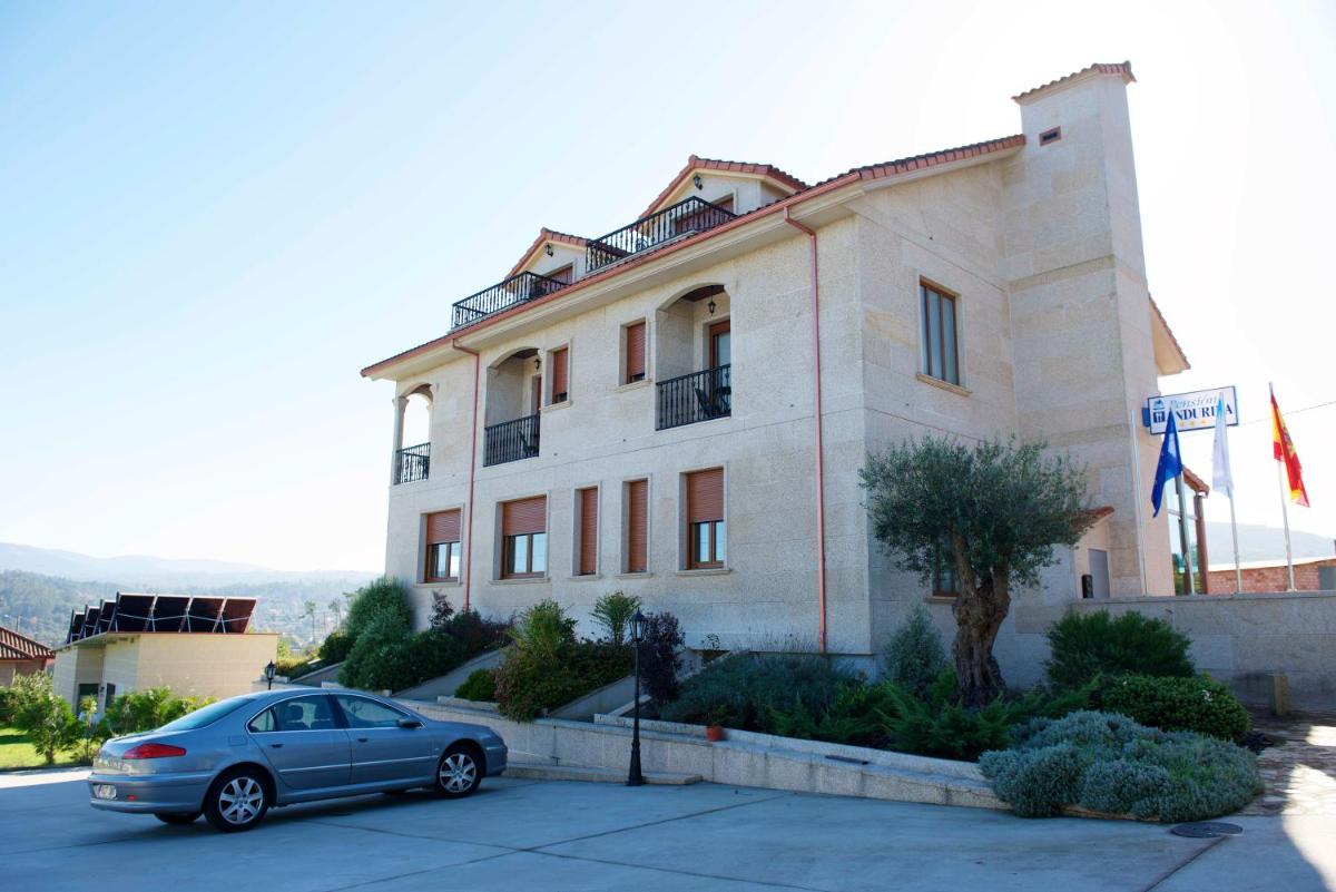 VILLA ANDURIÑA, casa con piscina cubierta photo 5