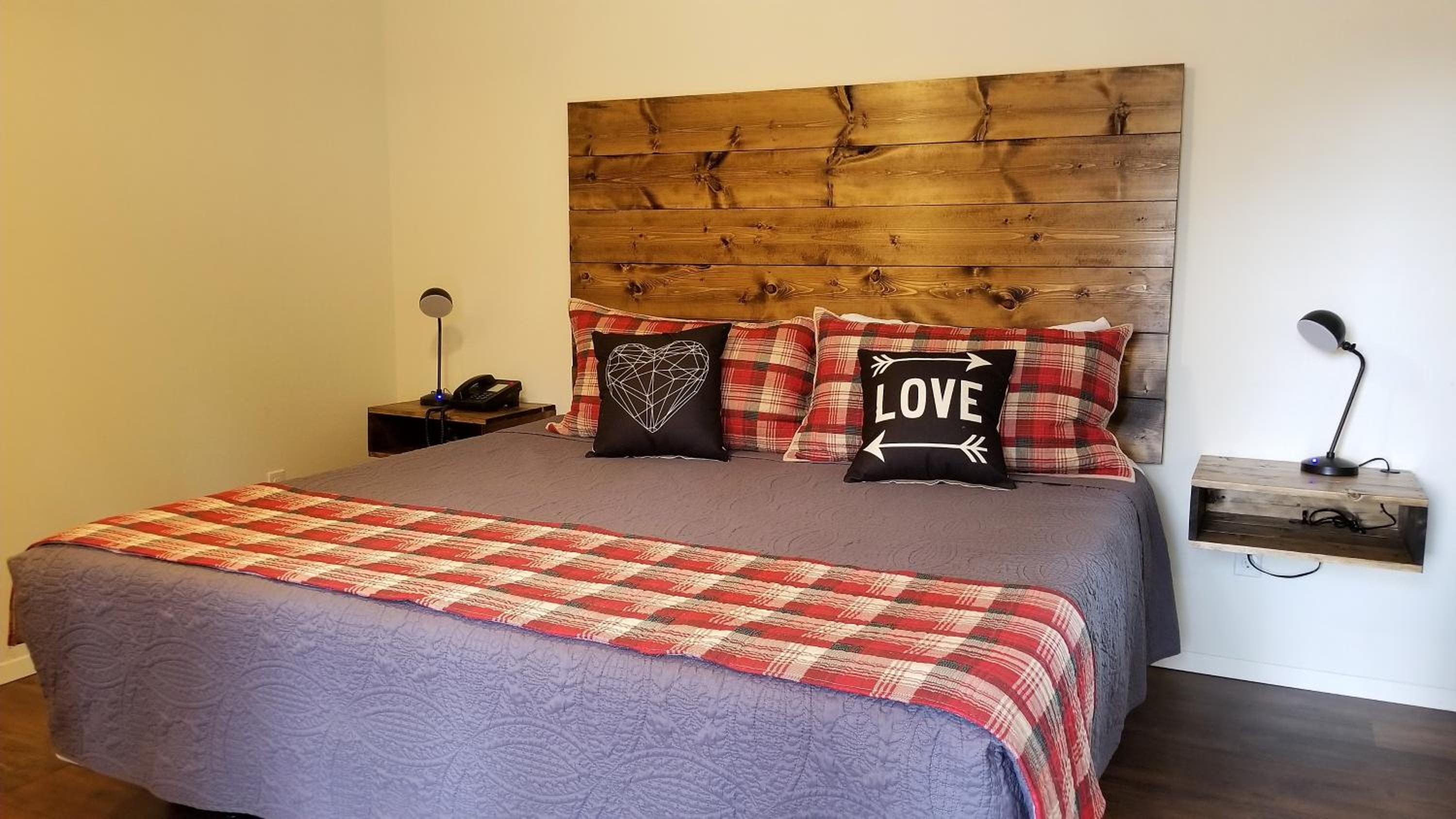 Eagle Cap Chalets