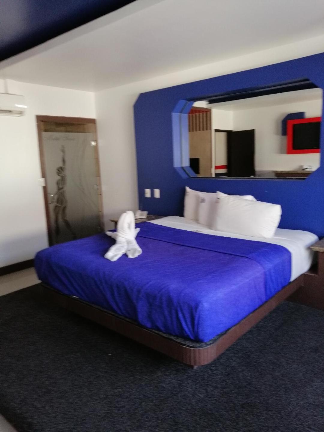 Ensenada Vacations - MOTEL SENA - Property Image 8