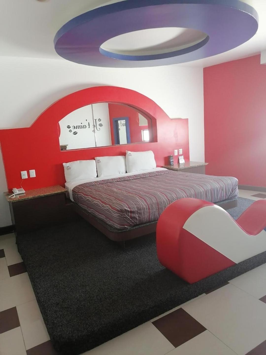 Ensenada Vacations - MOTEL SENA - Property Image 6
