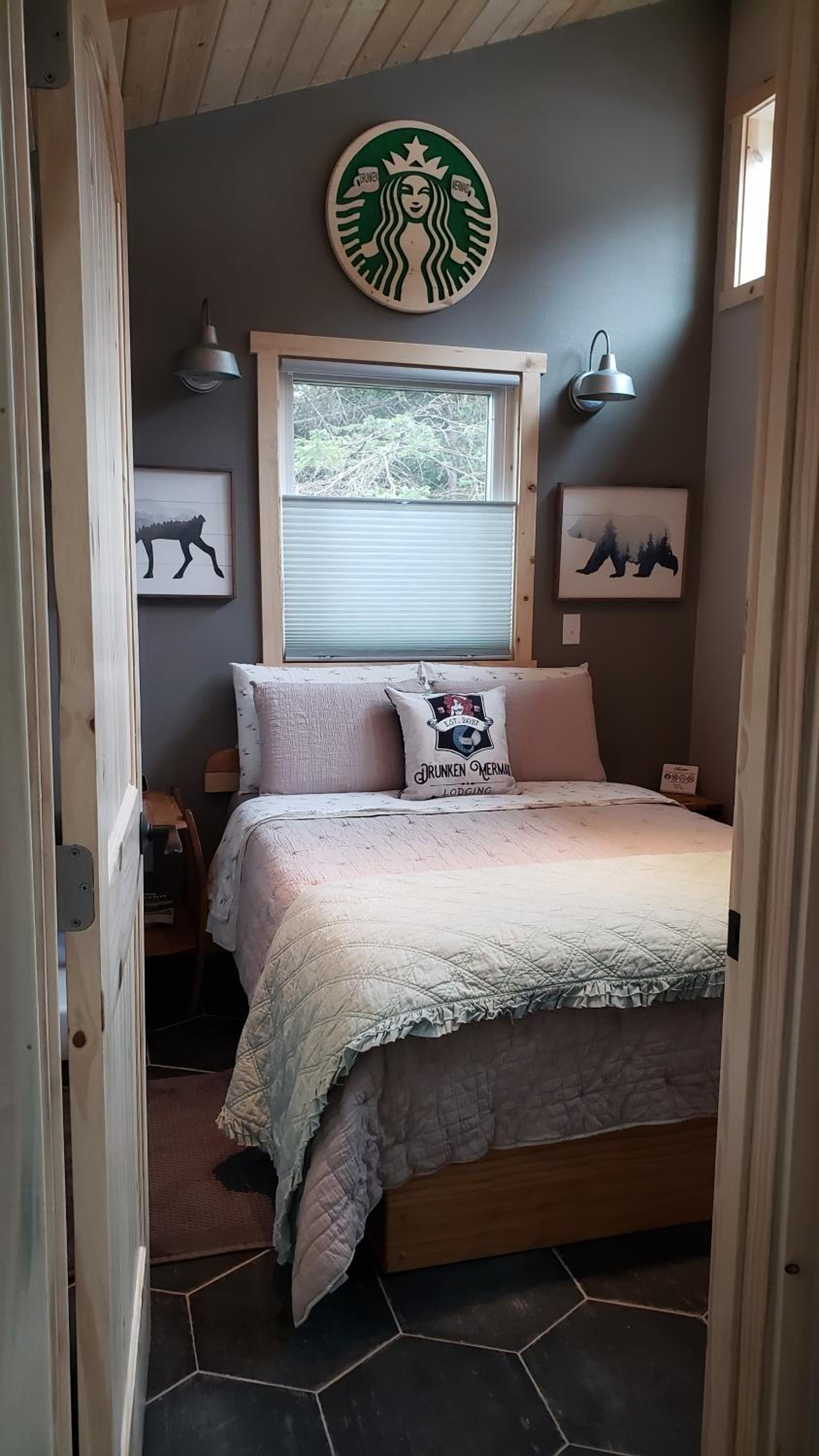 Entire Tiny Home close to cruise ship terminal Alaska Railroad and downtown Seward view 3