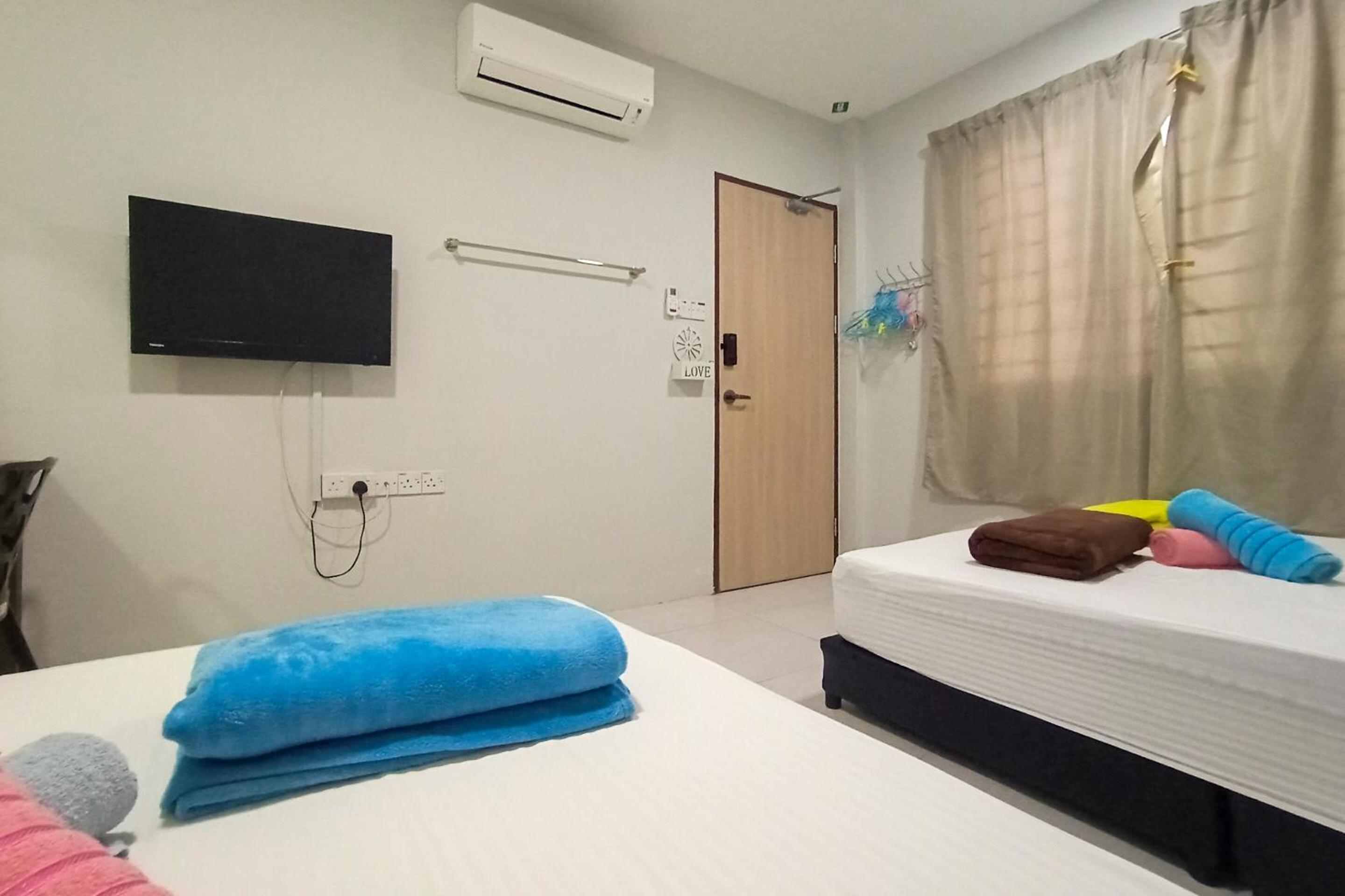 Hom2rex Kuching Homestay Taman Timberland photo 1