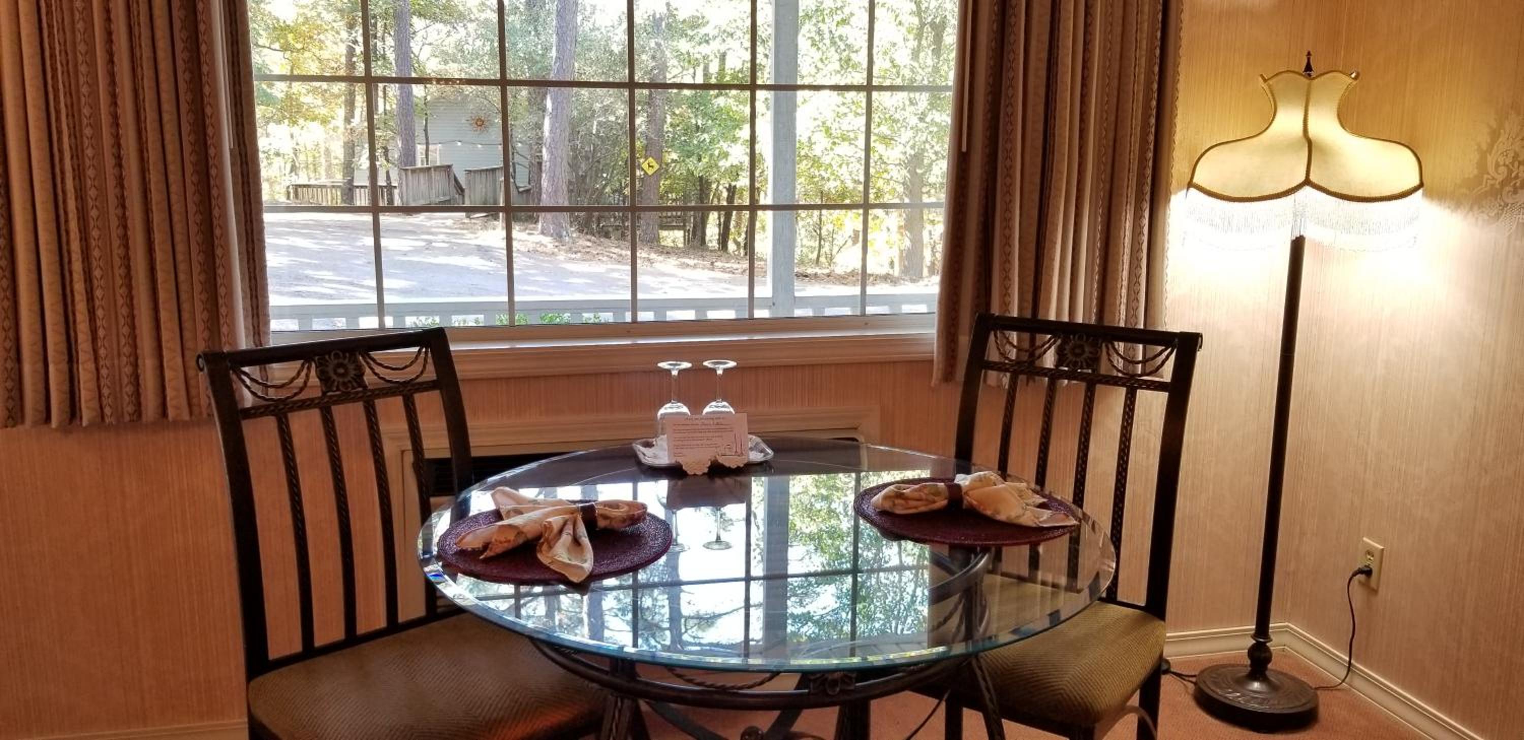 Evening Shade Inn