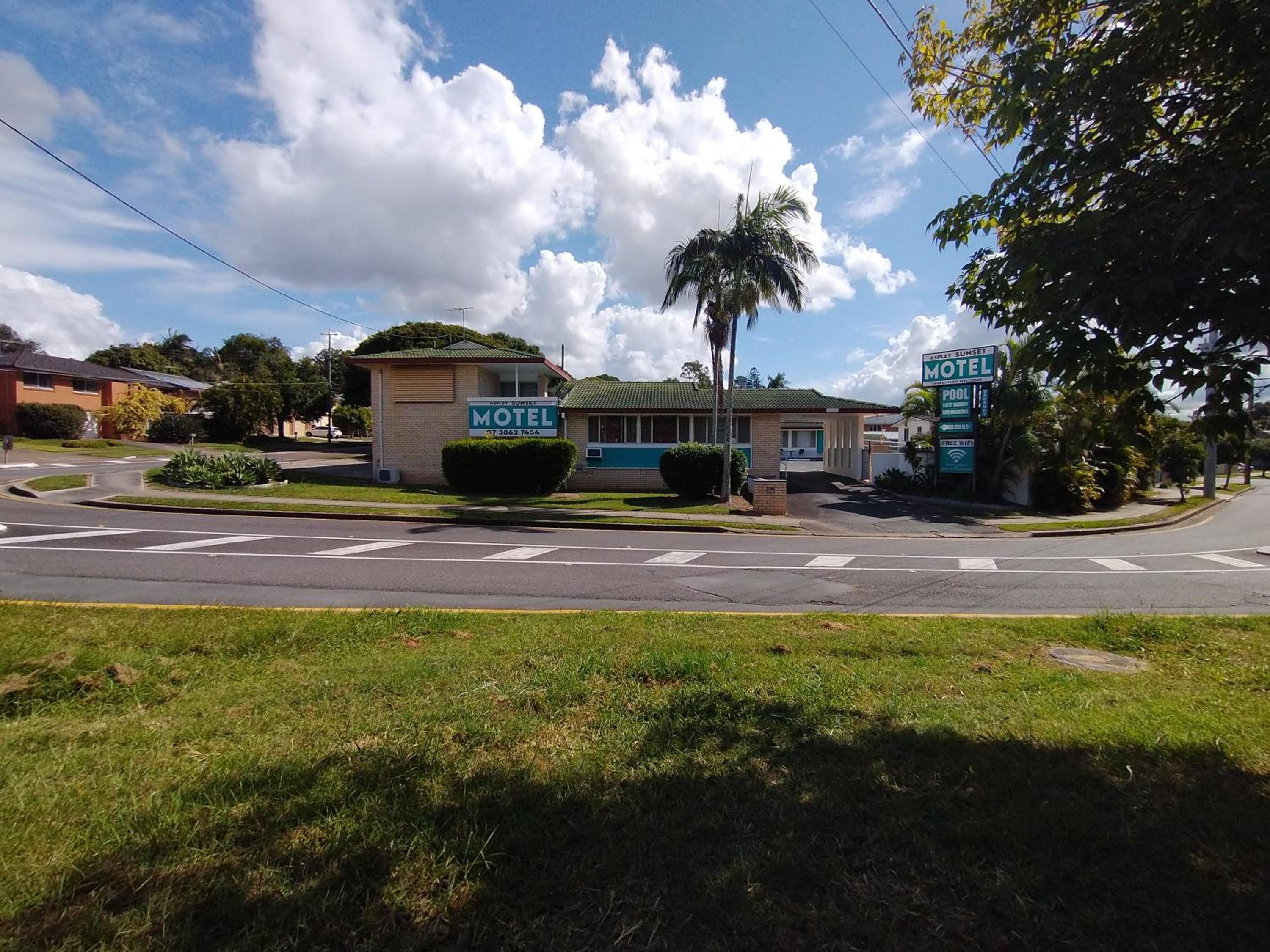 Aspley Sunset Motel