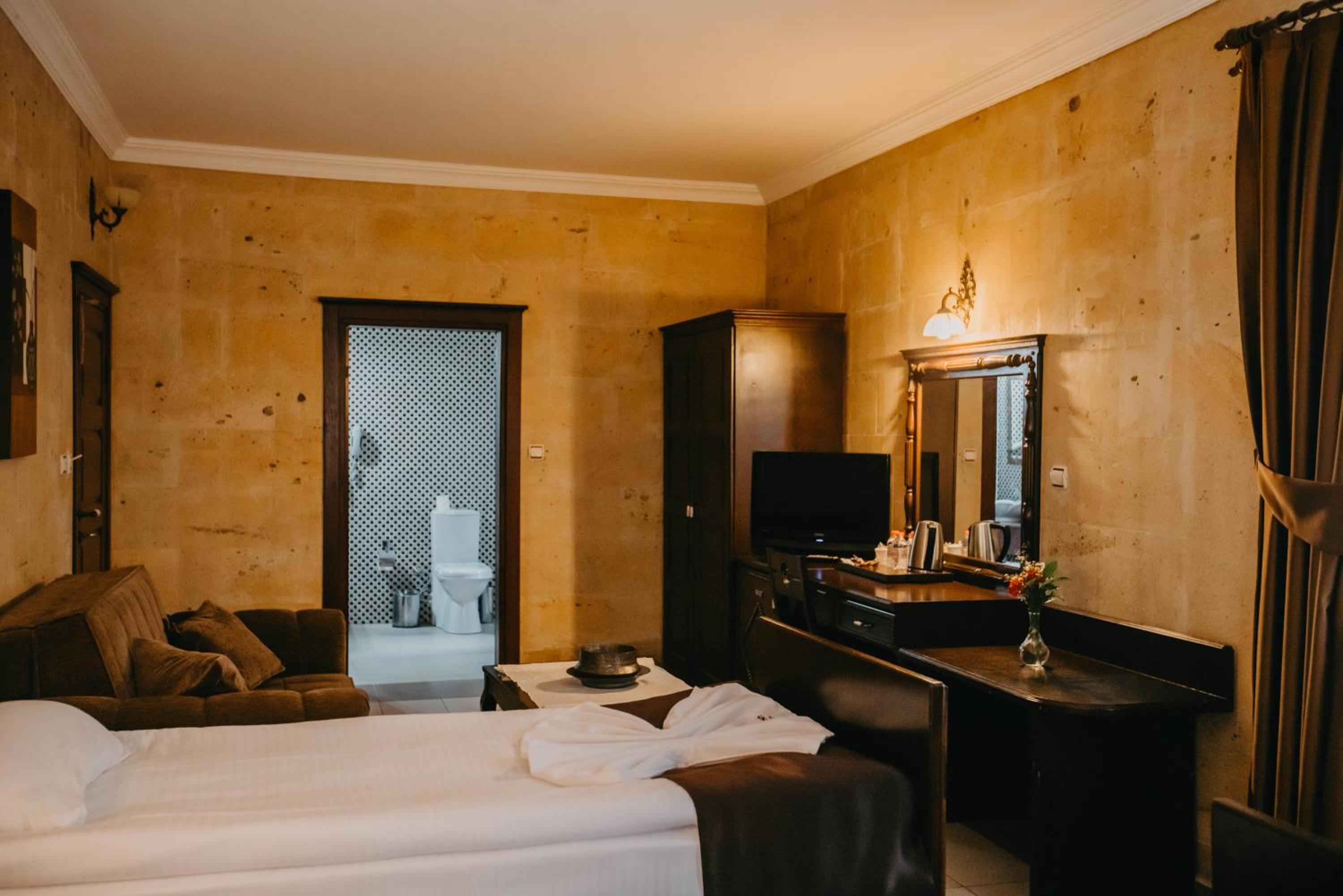 Royal Stone Houses - Goreme - Image 130