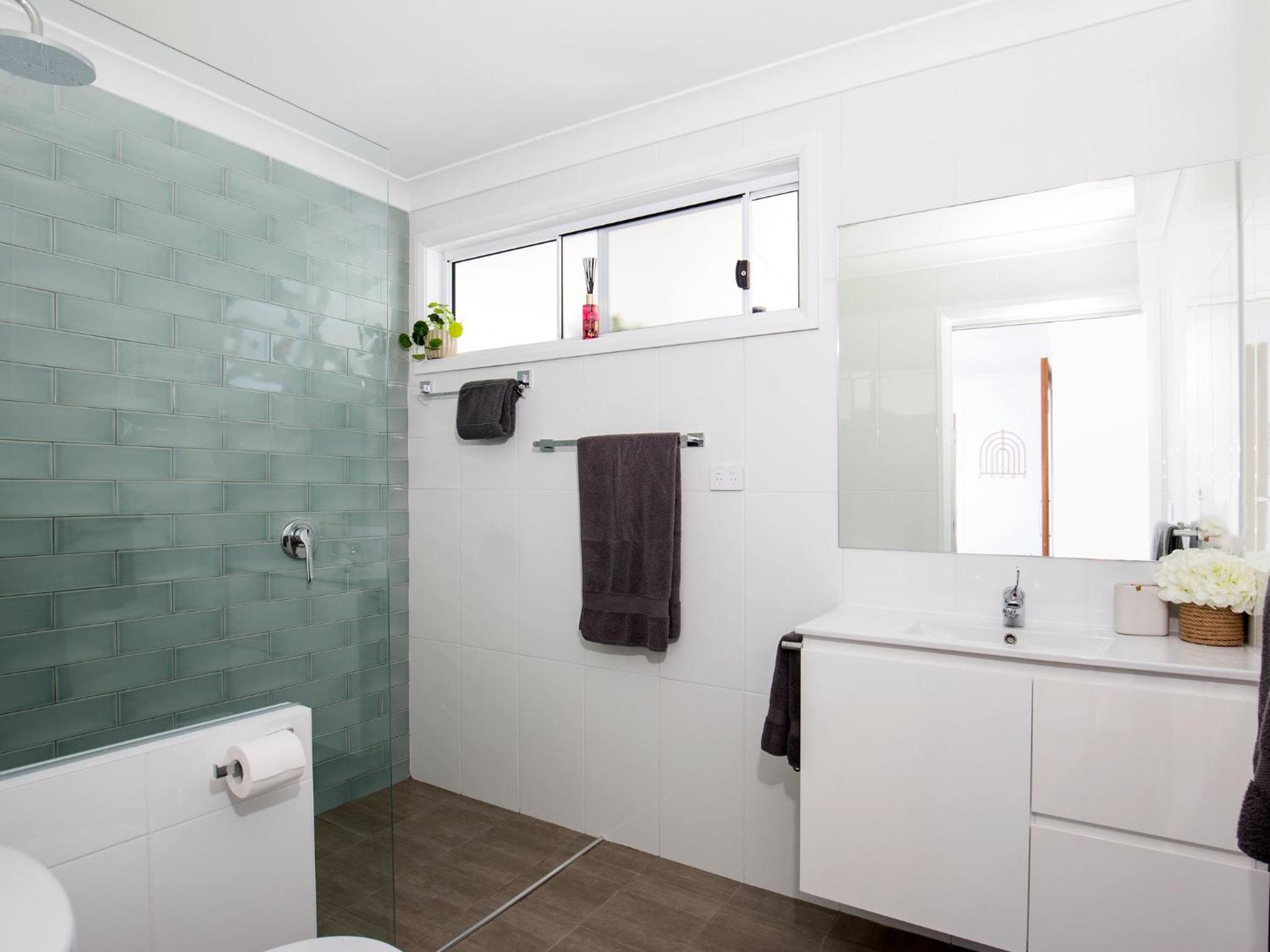Periwinkle I Pet Friendly I 2 Mins Walk to Beach