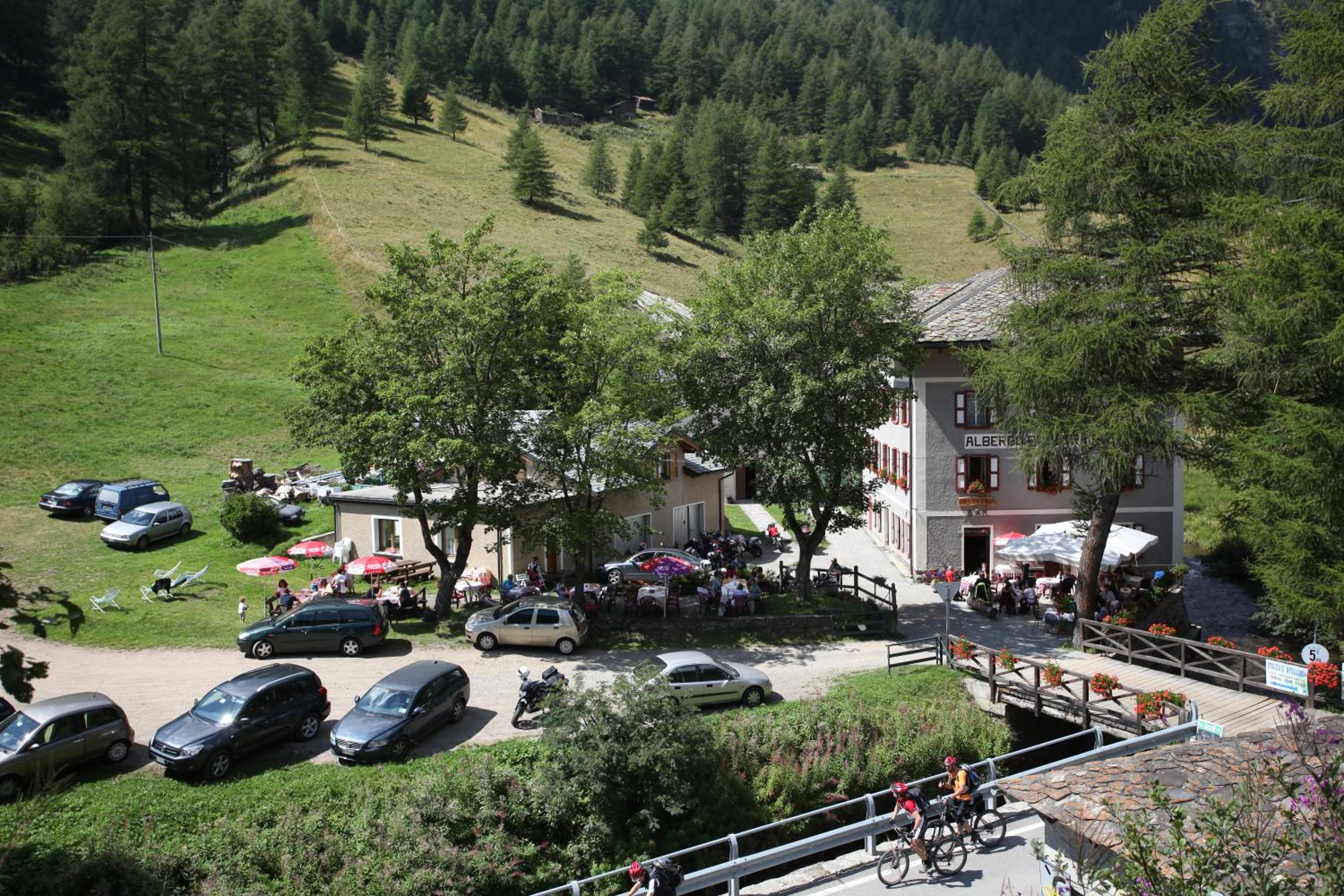 Gavia Cottage view 2