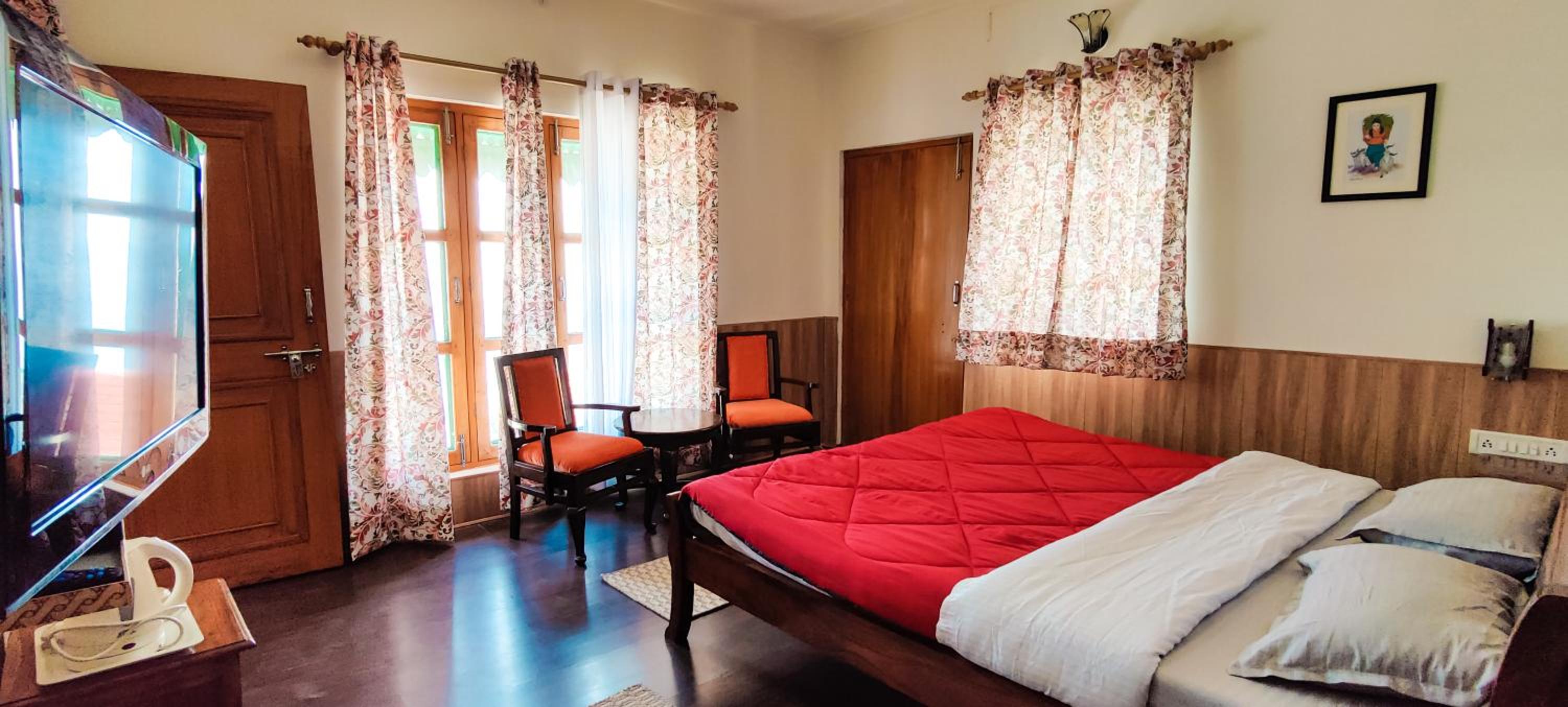 Tehri Retreat Sursingdhar, Near New Tehri & Kanatal, By Himalayan Eco Lodges