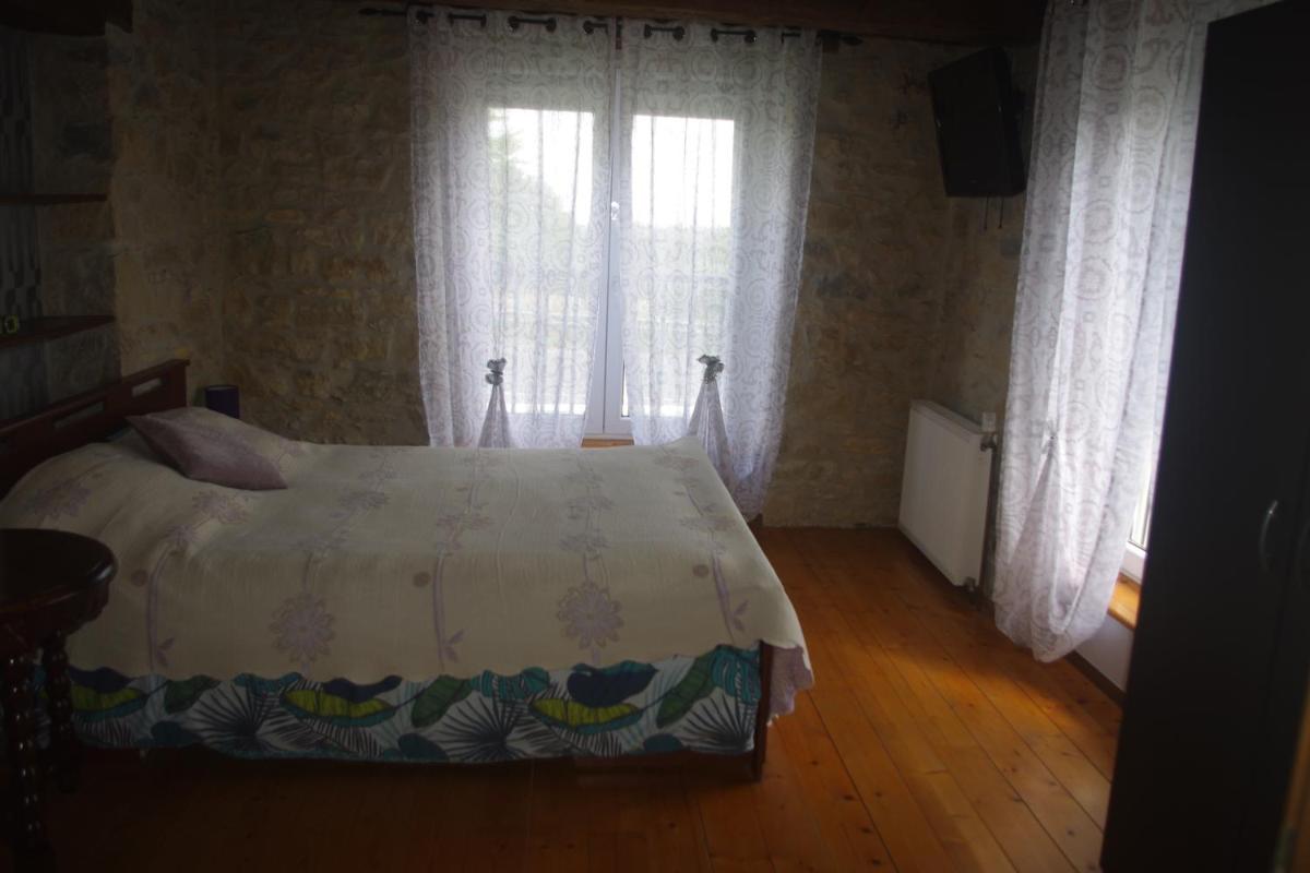 Photo 8
