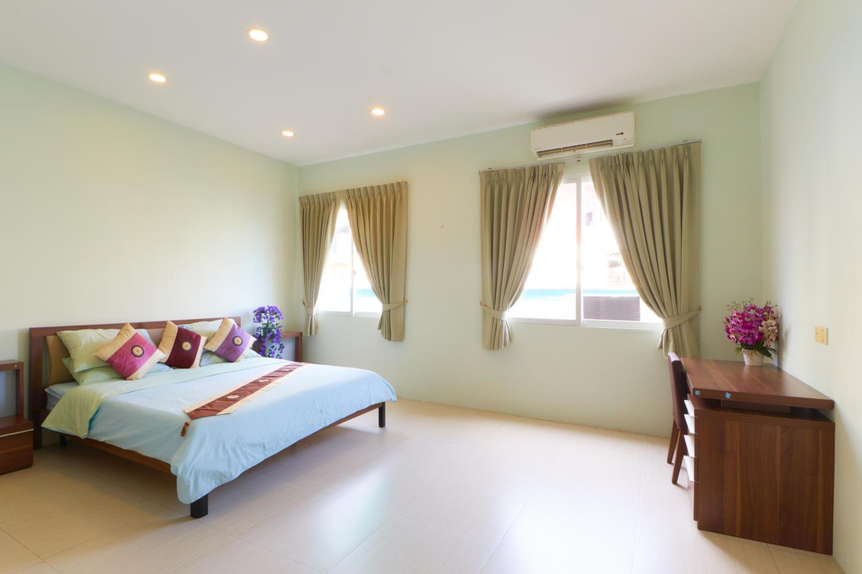 Season Residence