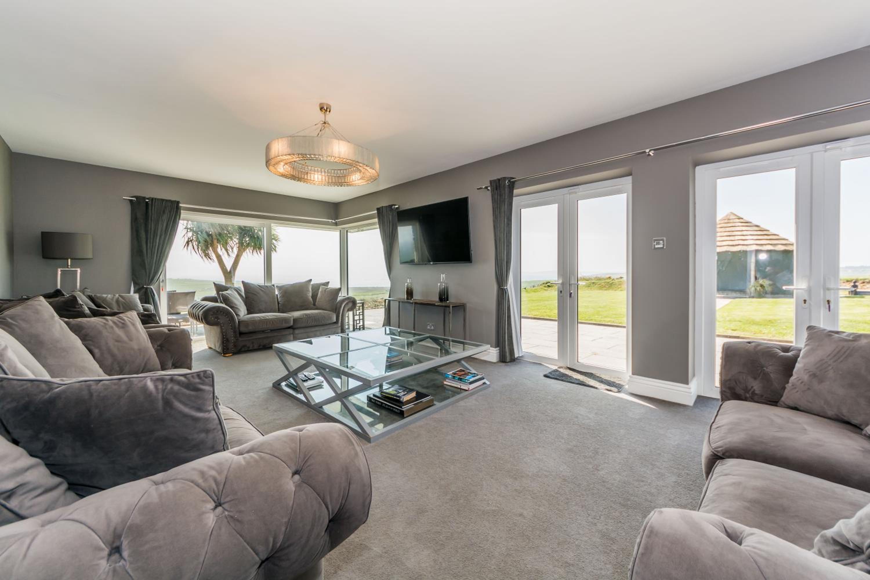Ocean View,Kinsale, Hosted by Exquisite holiday homes, sleeps 22