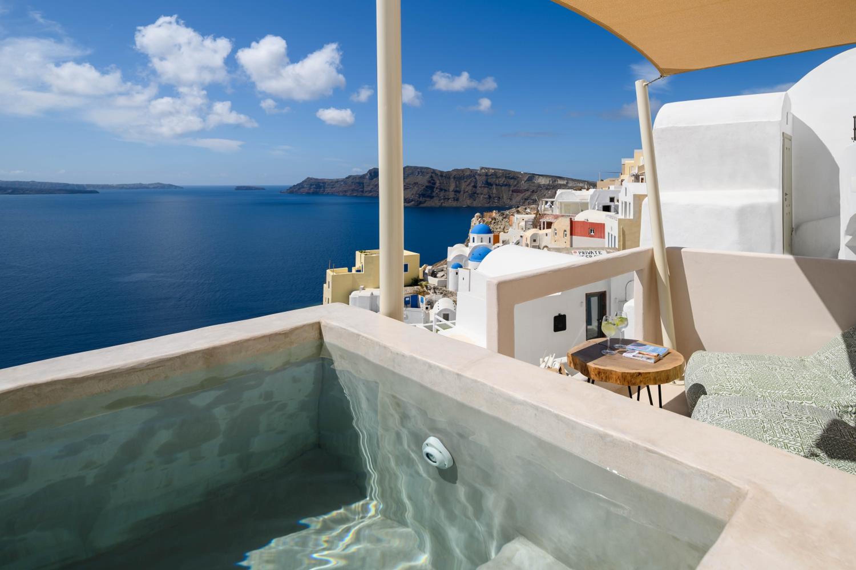 Oia Vacations - Canvas Suites - Property Image 64
