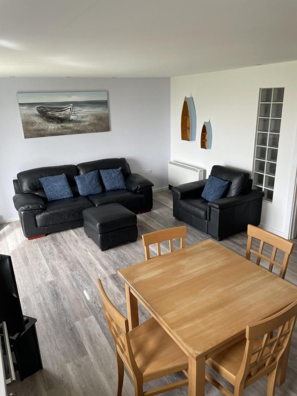 Beach Front Ground Floor Apartment view 3