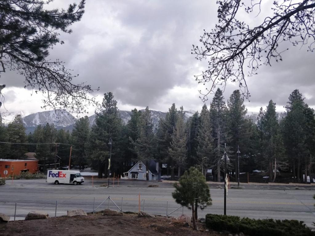 Ventura Grand Inn view 2