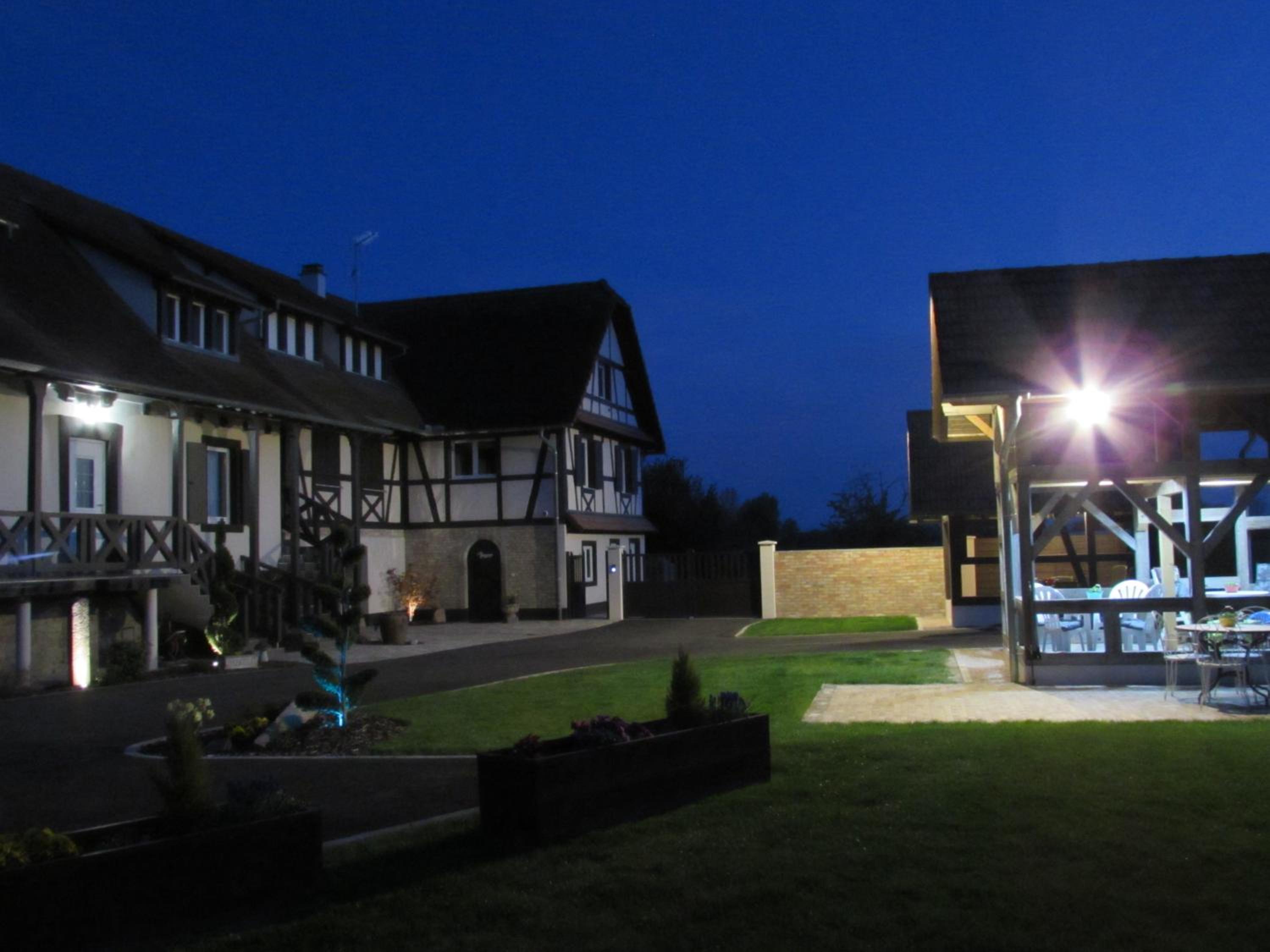Photo 13