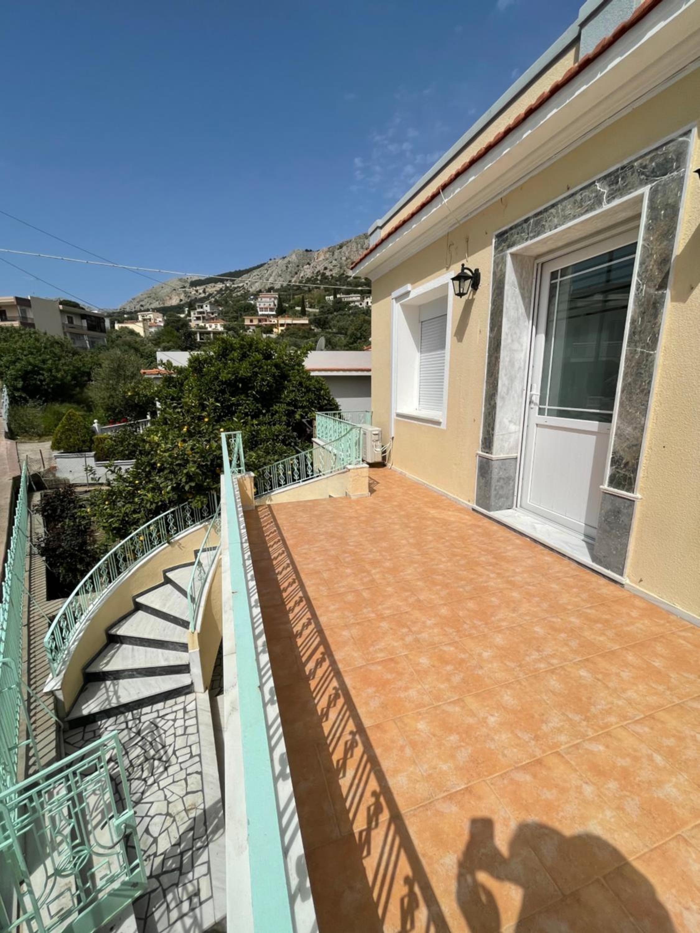 Odysseus view 2
