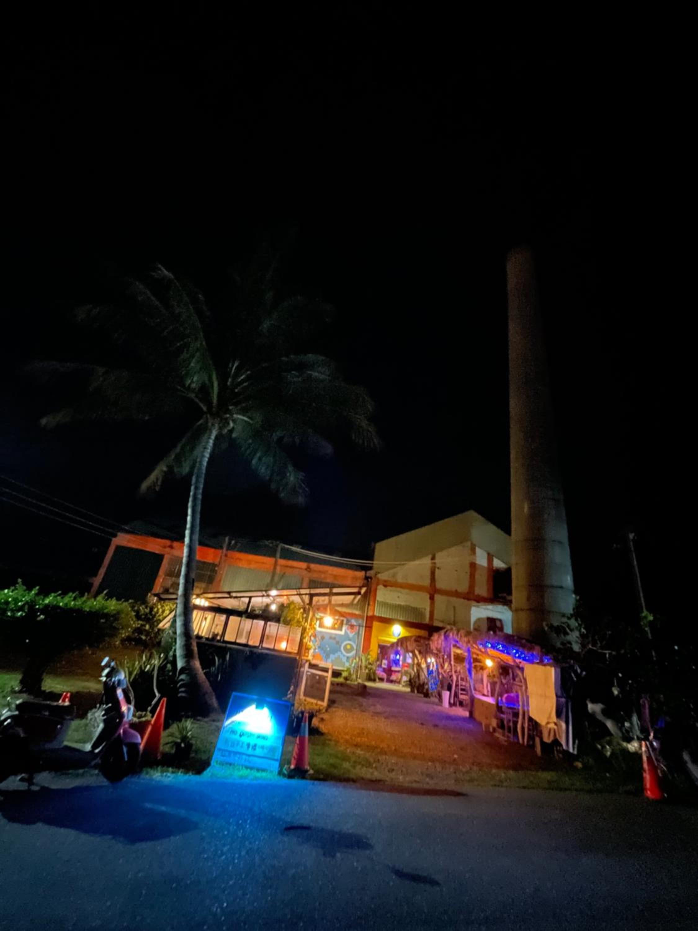 Photo 48