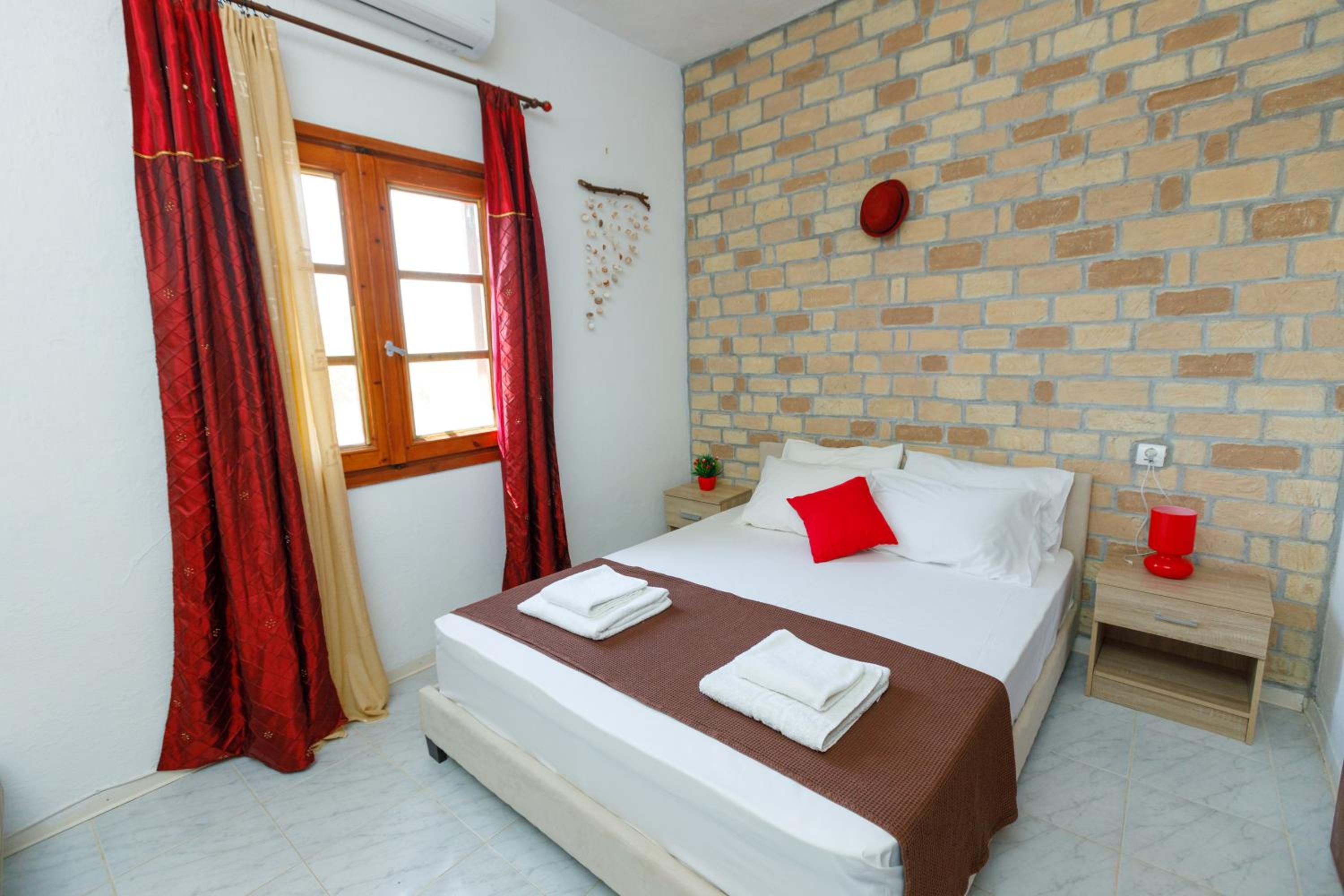 Seas the moment photo 3