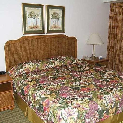 Castaways Resort and Suites