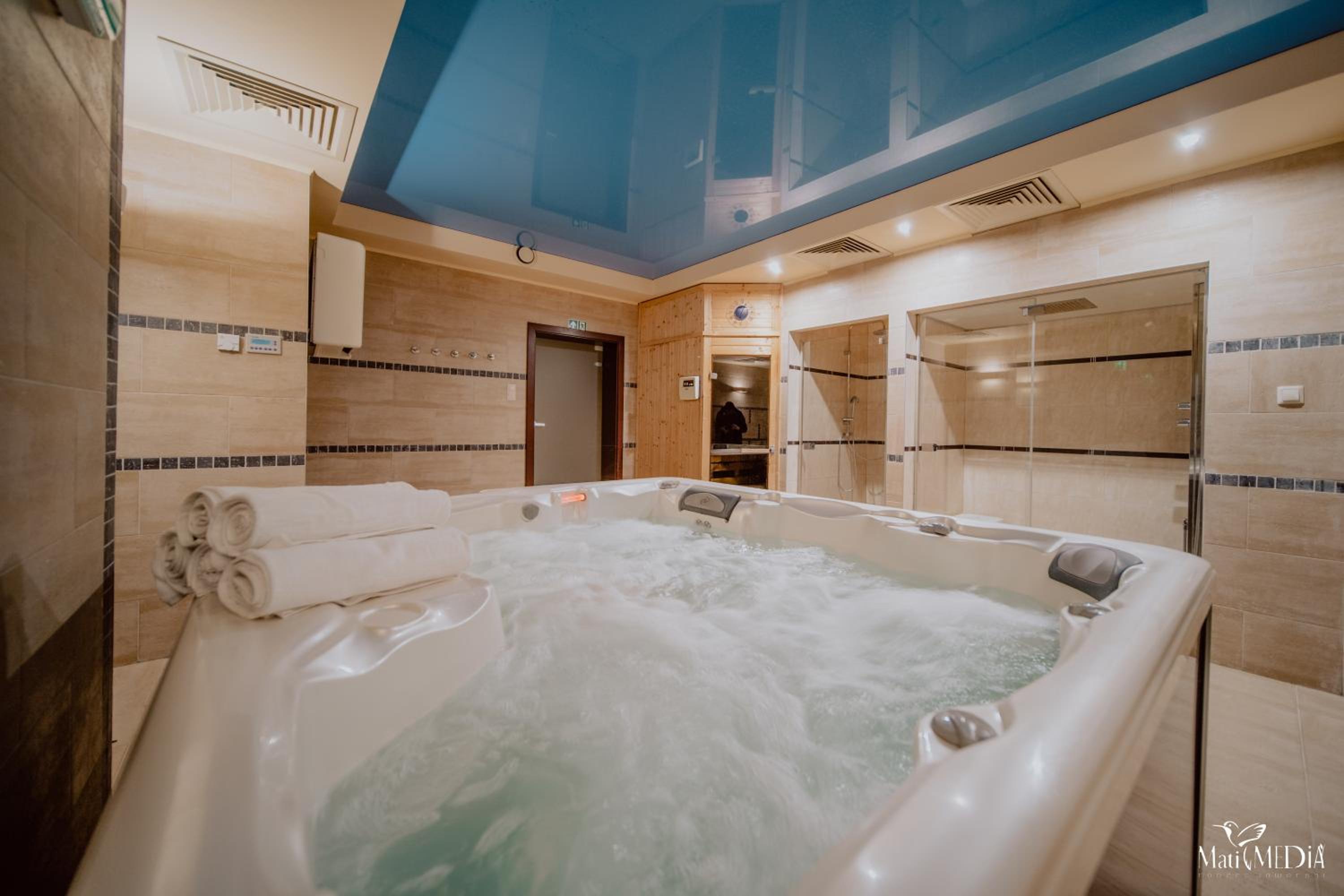 Karpacki & SPA view 2