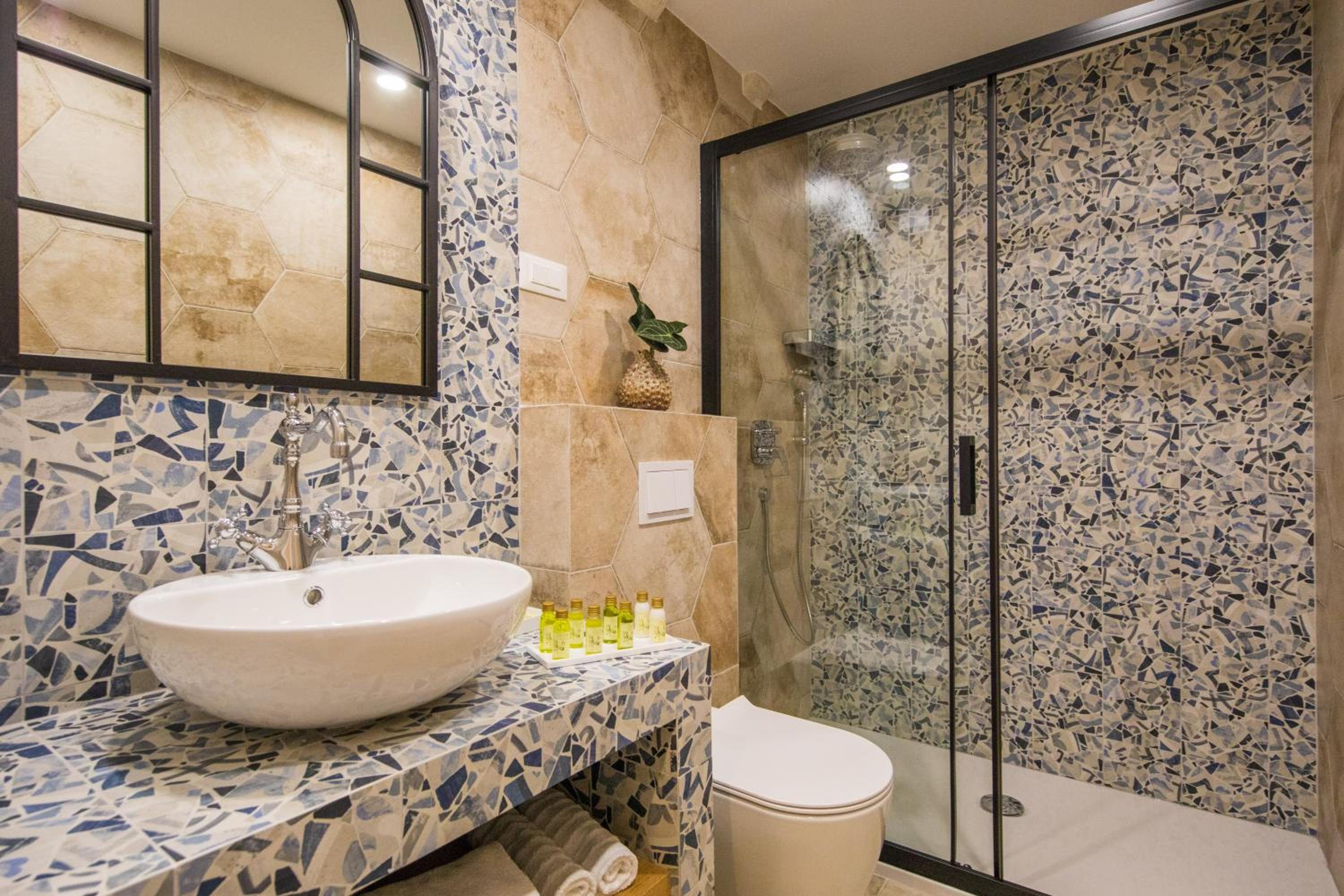 Palacio Celeste en Dubrovnik — bathroom