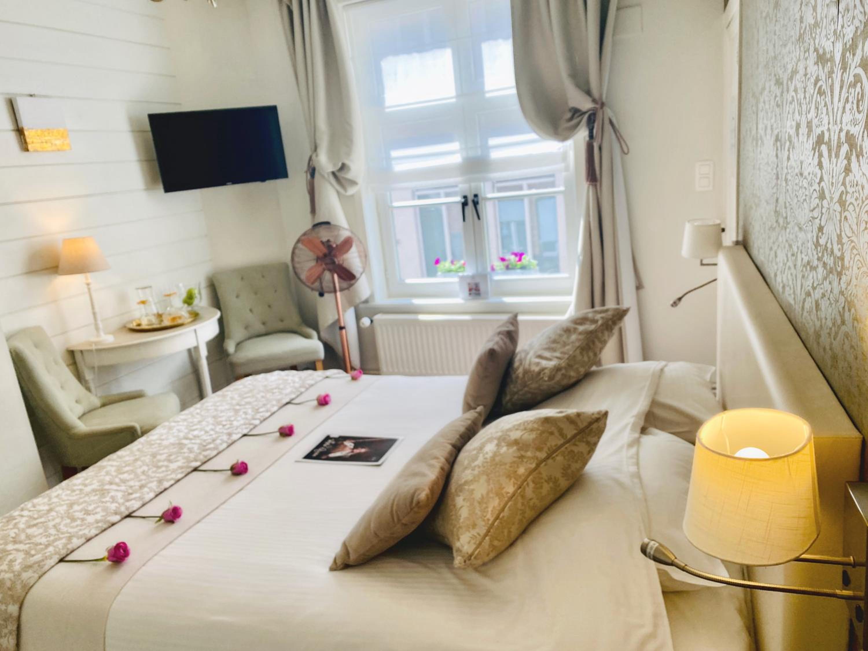 The White Queen B&B