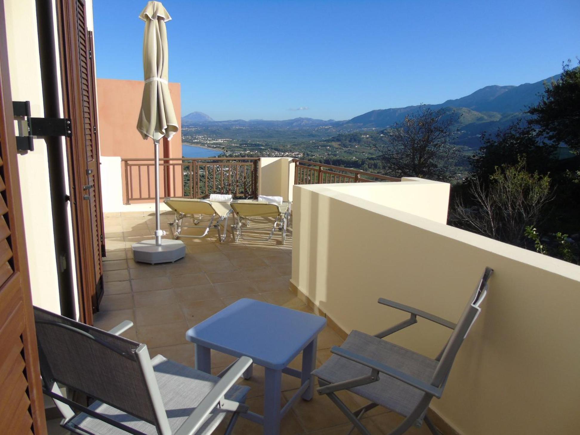 Villa Pomegranate view 5