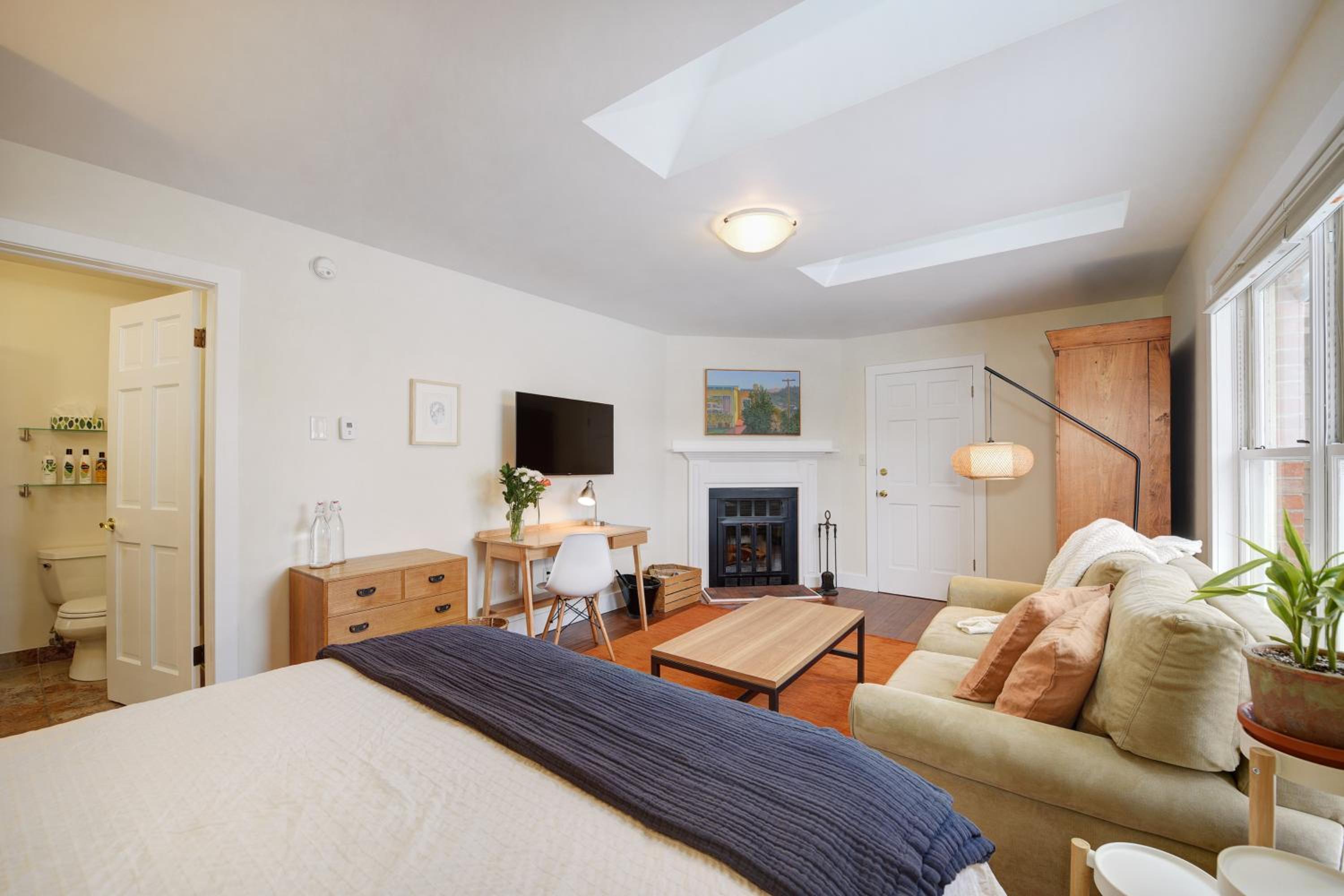 Boulder Guest House view 3