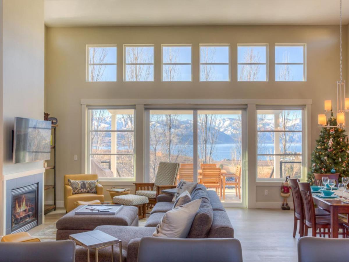 Hello Sunshine #51 with Carriage House view 3