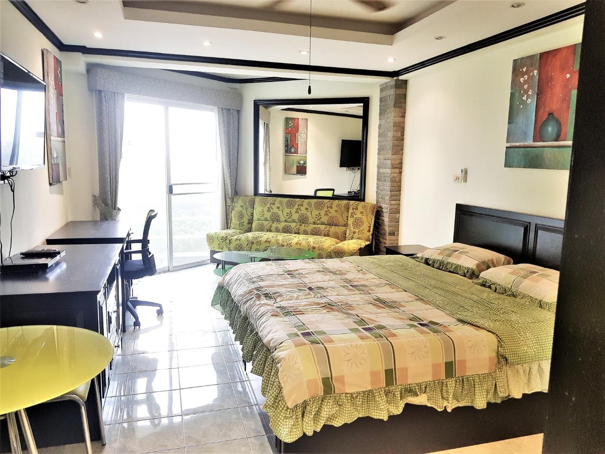 Sea view studio apartment Jomtien beach condominium A3 view 3