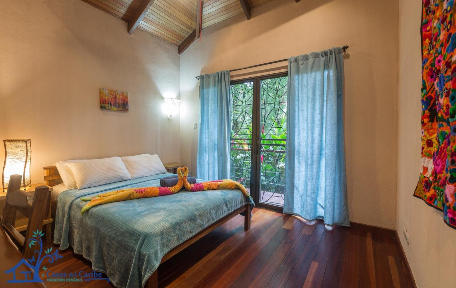 Casa Koda Beach Front