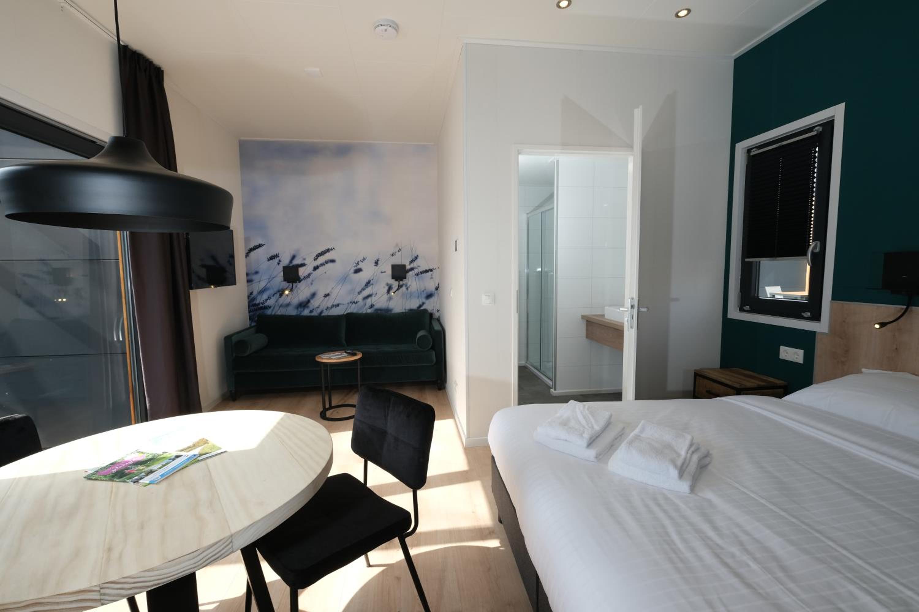 Hof Residence Amalia with hot tub & sauna | Private swimming pond | 20 pers. view 4