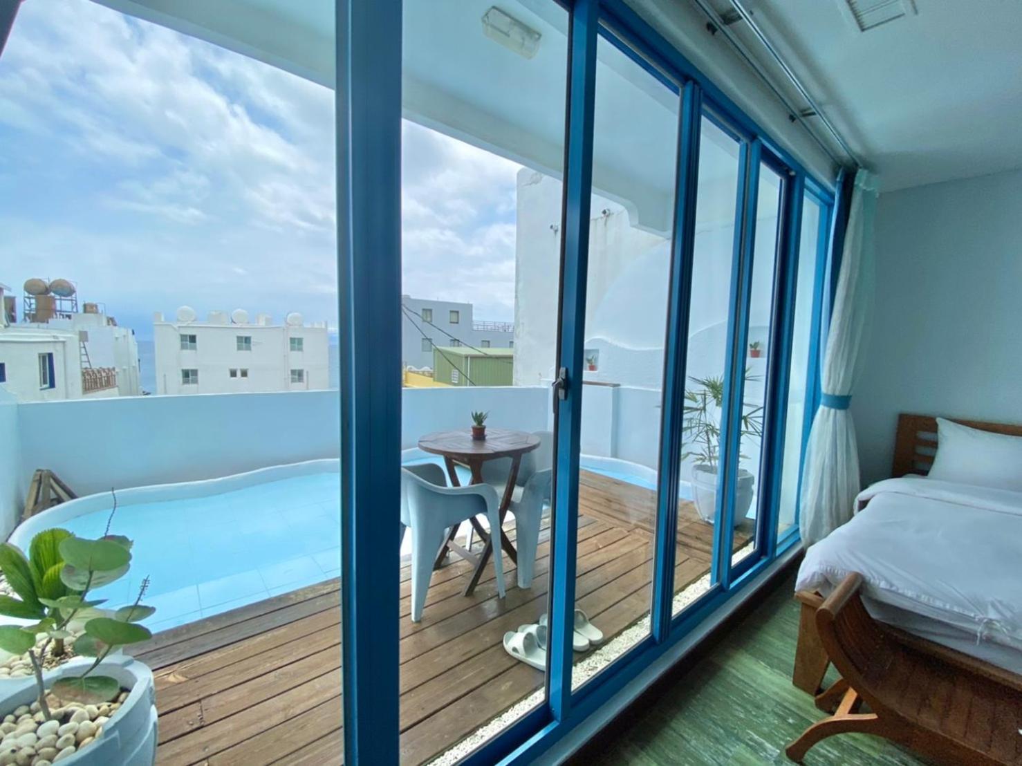 Blue Sea Inn