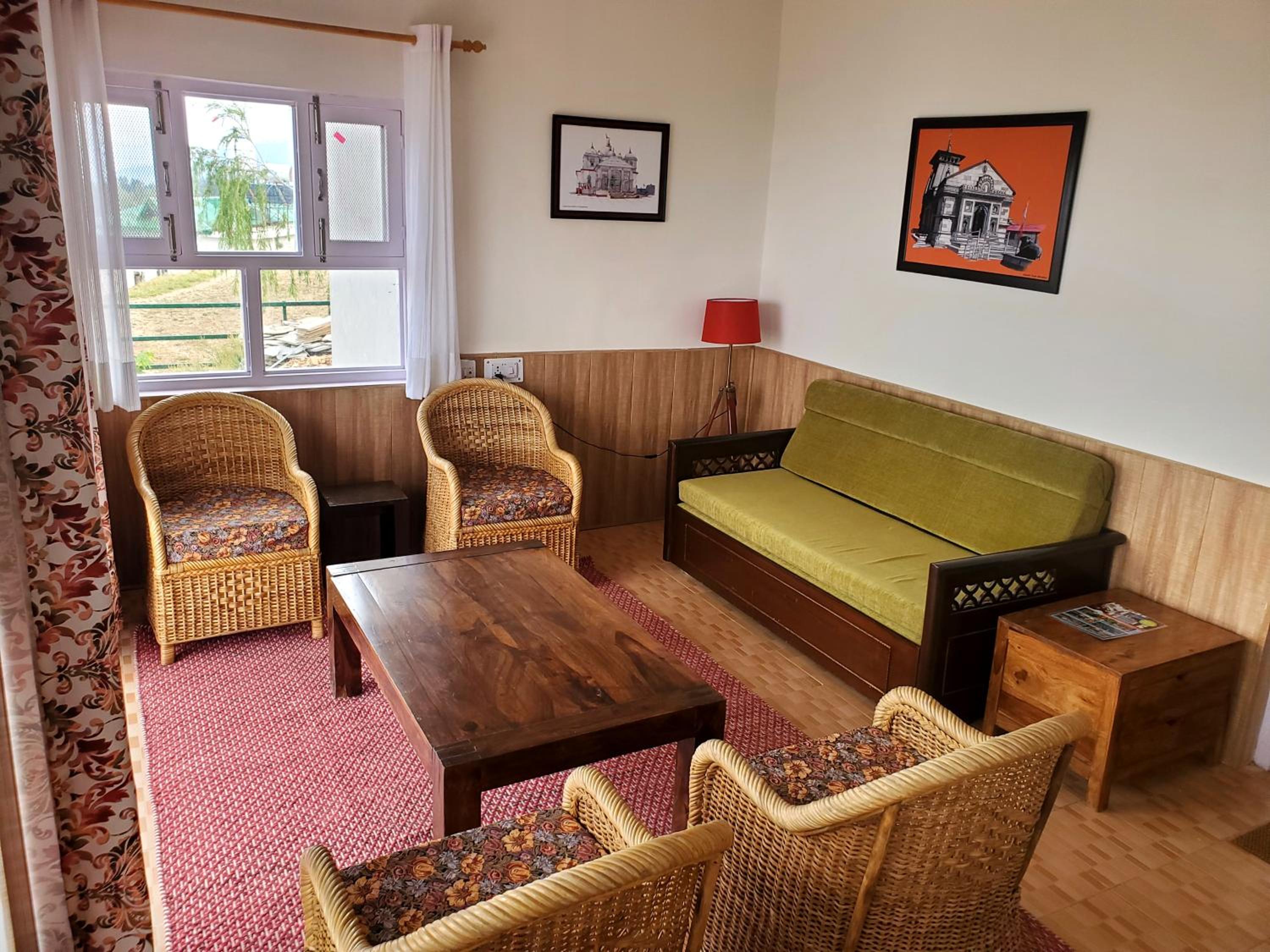 Tehri Retreat Sursingdhar, Near New Tehri & Kanatal, By Himalayan Eco Lodges