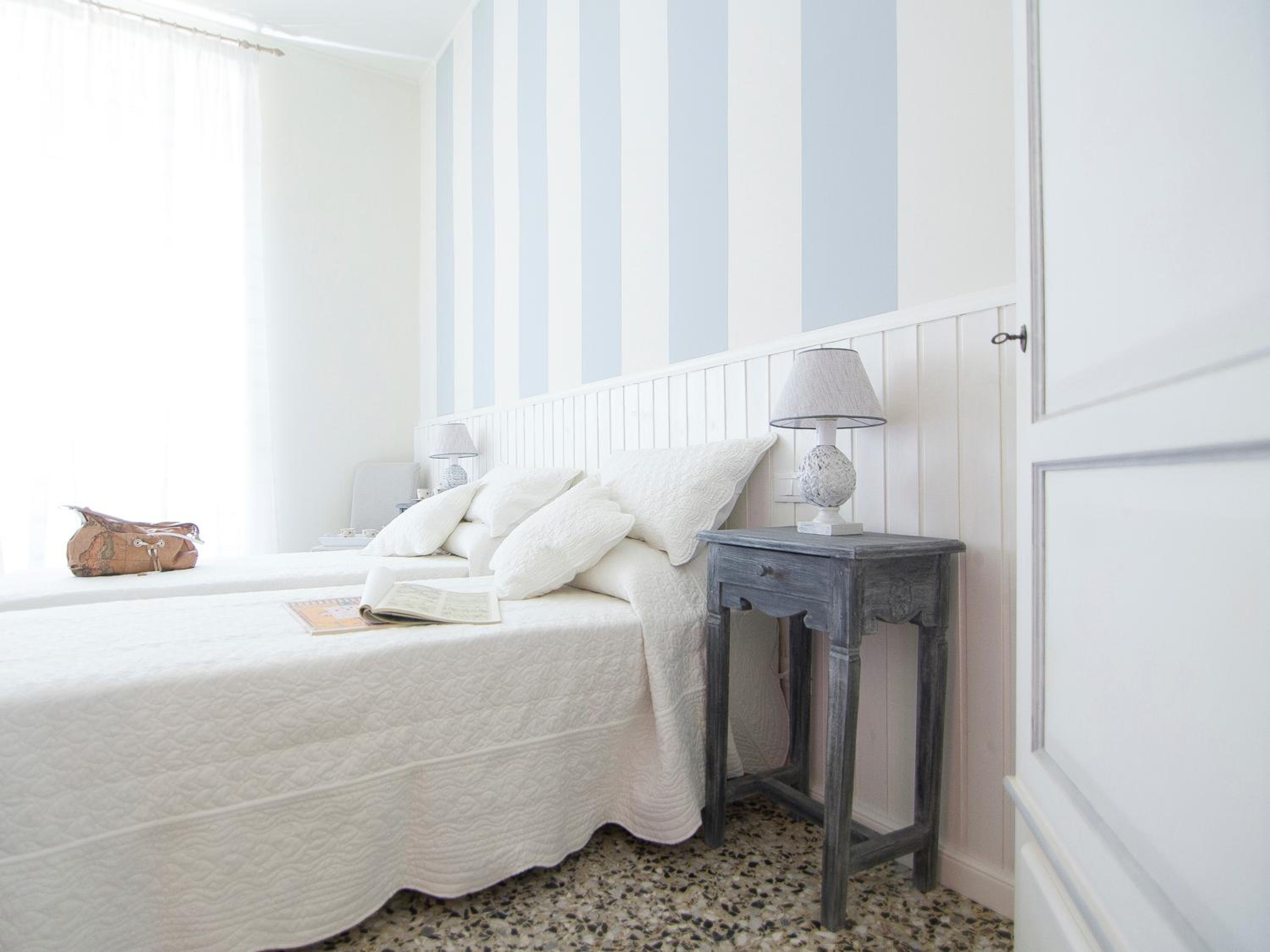 Lungomare Rooms & Charme
