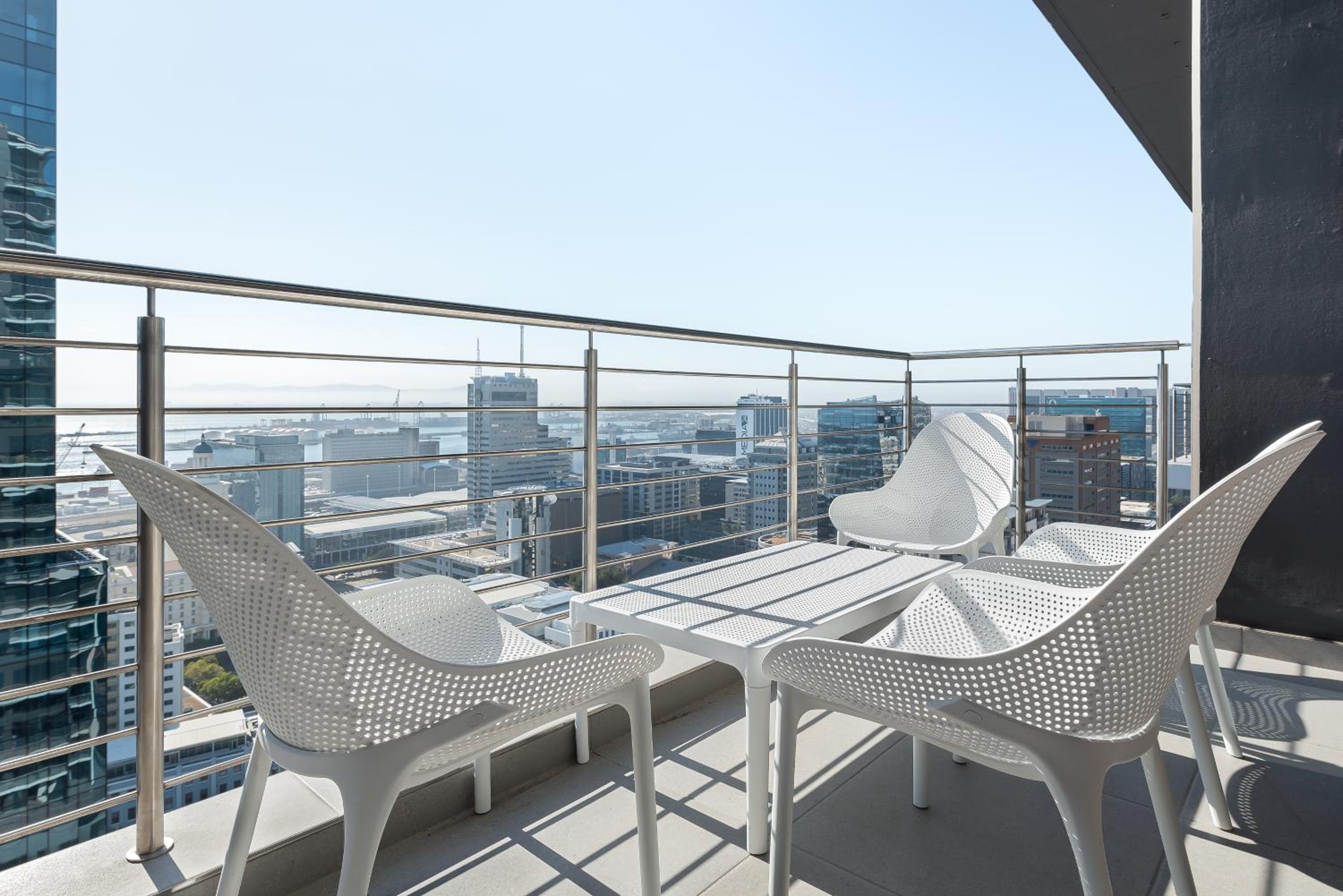 16 on Bree Luxury Apartments view 5