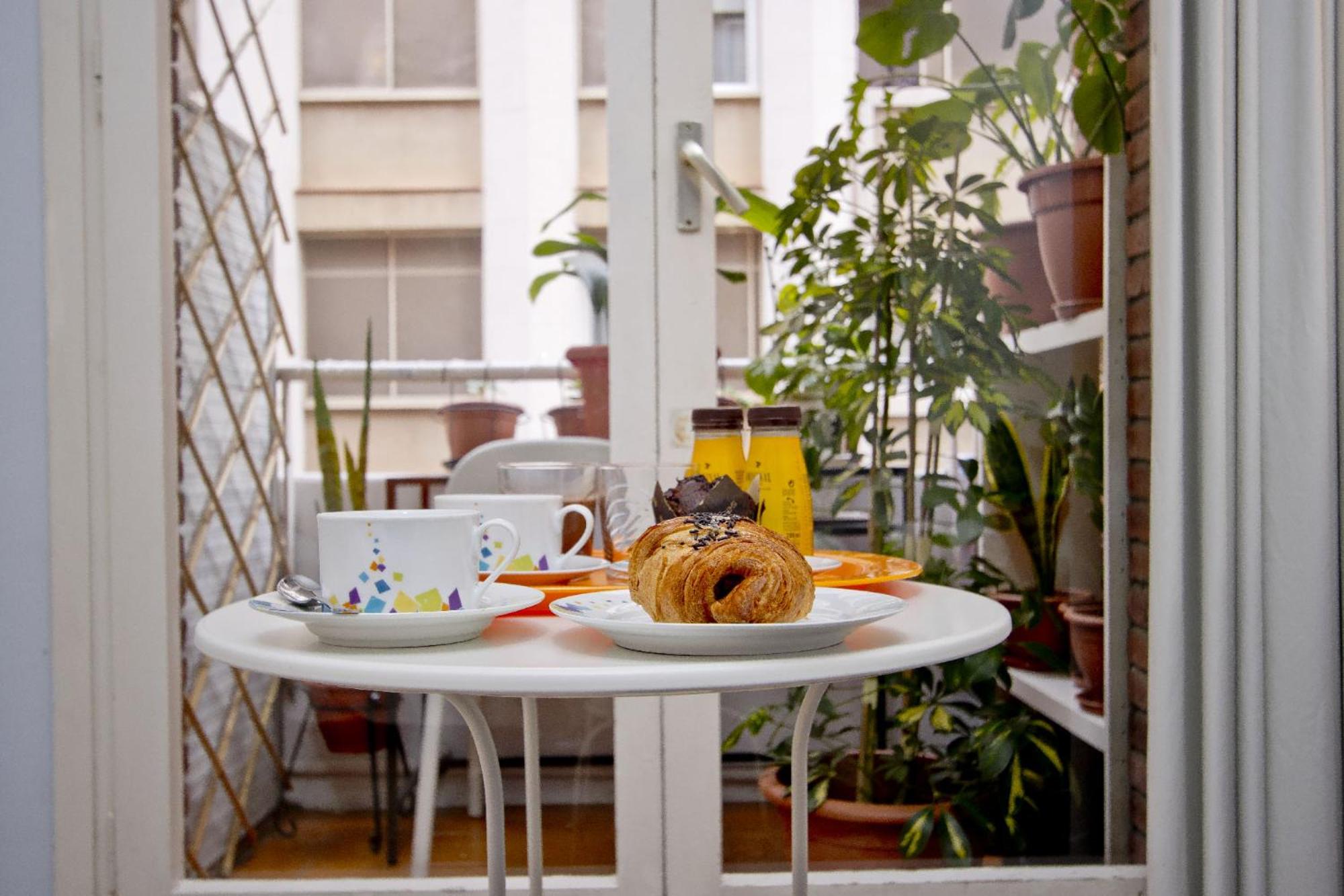 Barcelona City Seven Hostal