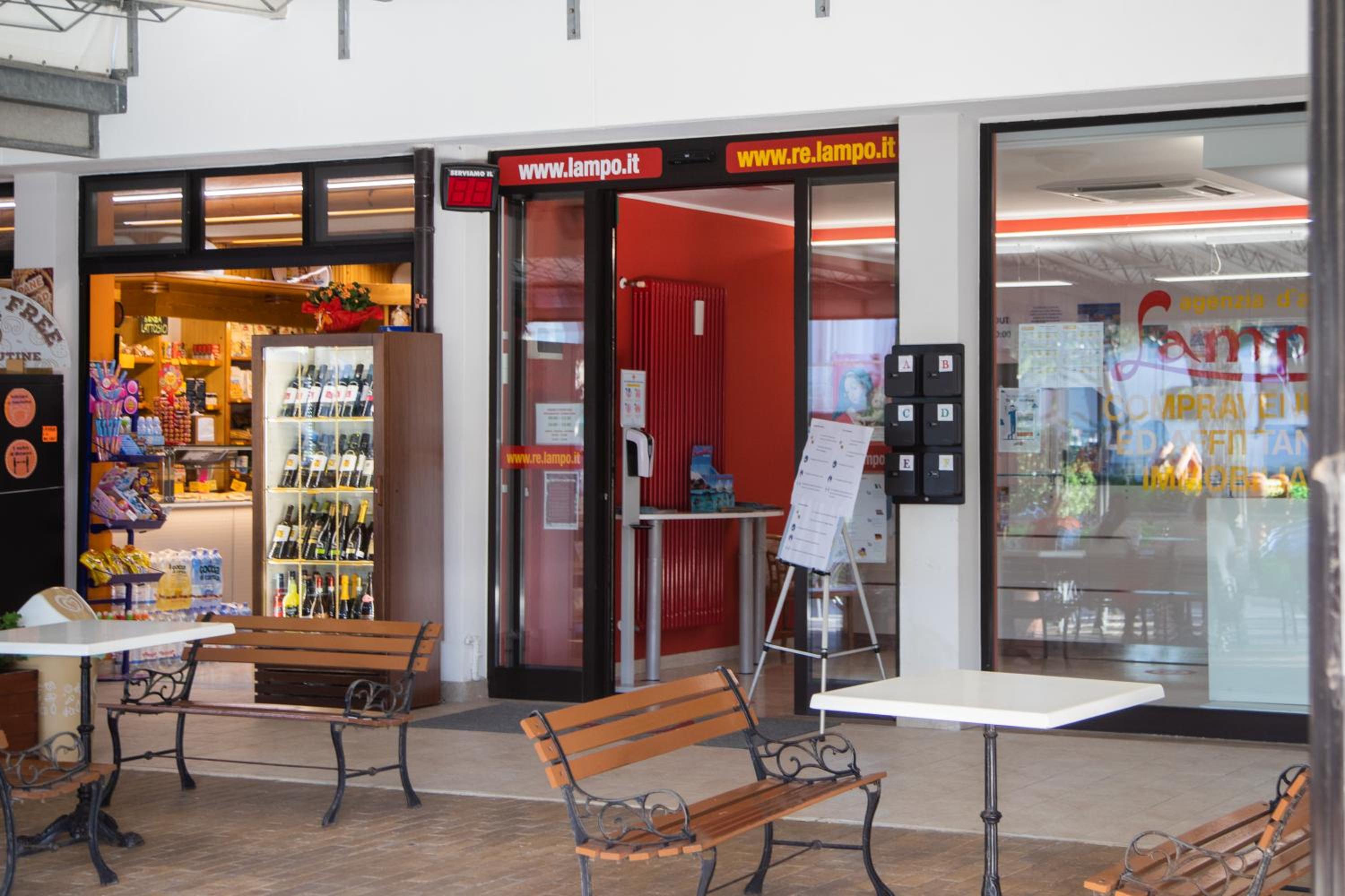 Photo 36