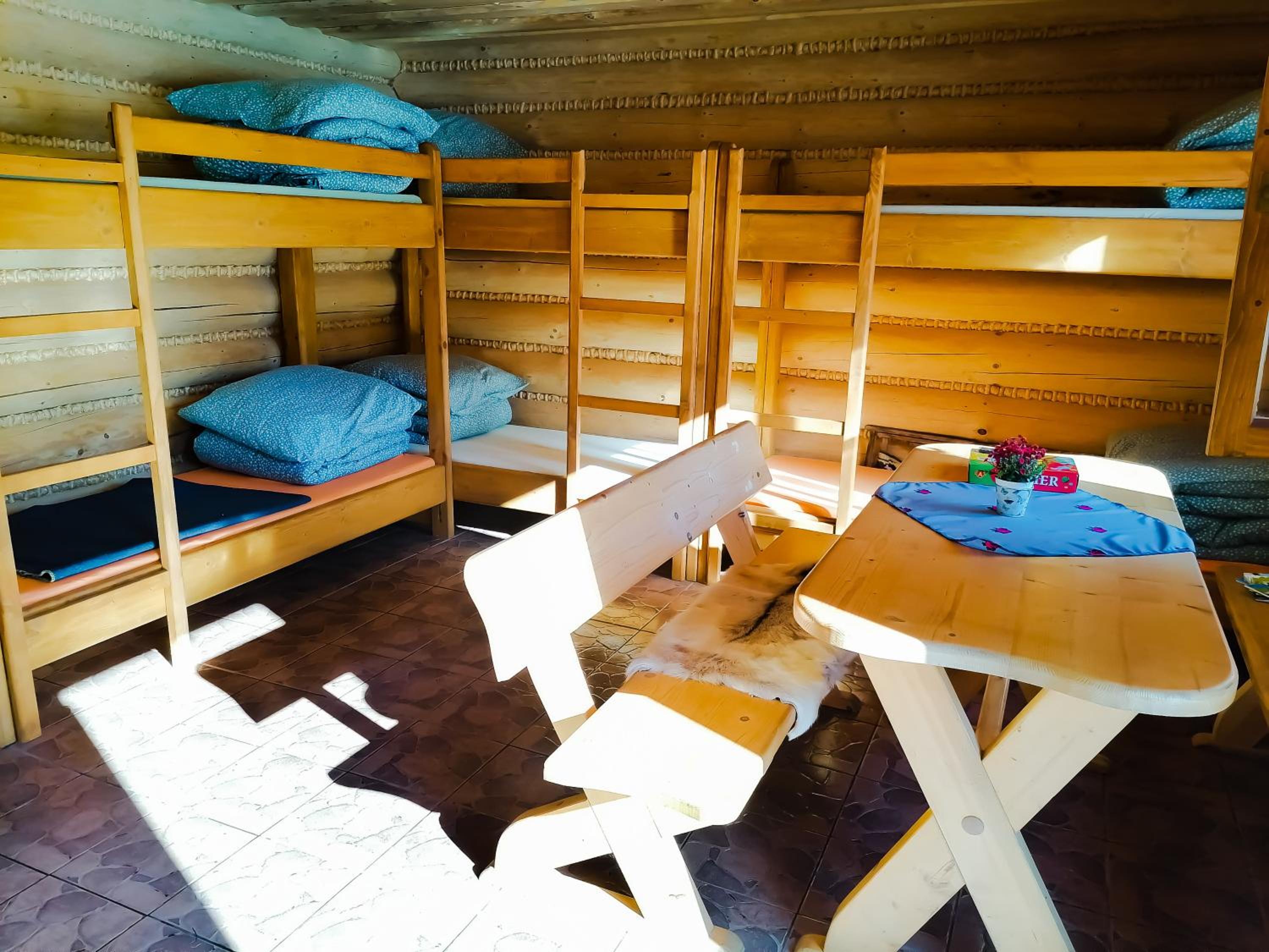 Photo 12