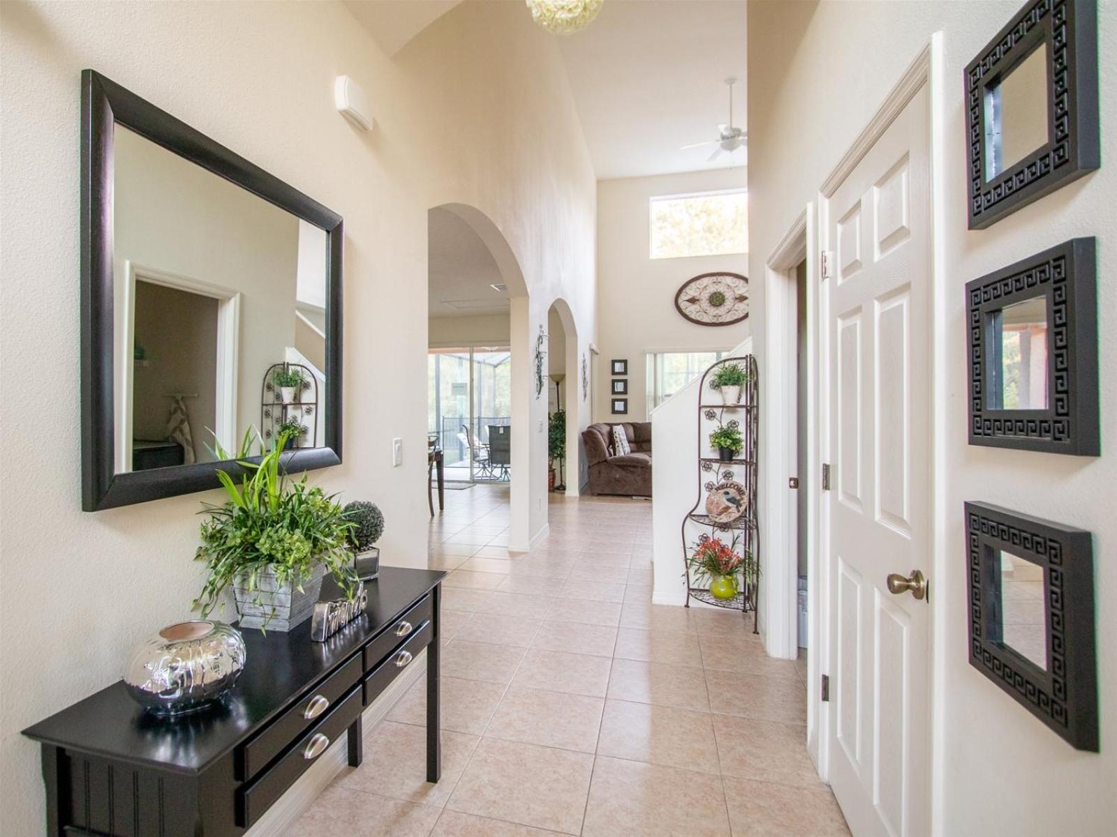 Luxurious With Privacy In 5 Bedroom With Private Pool By Florida Dream Homes view 3