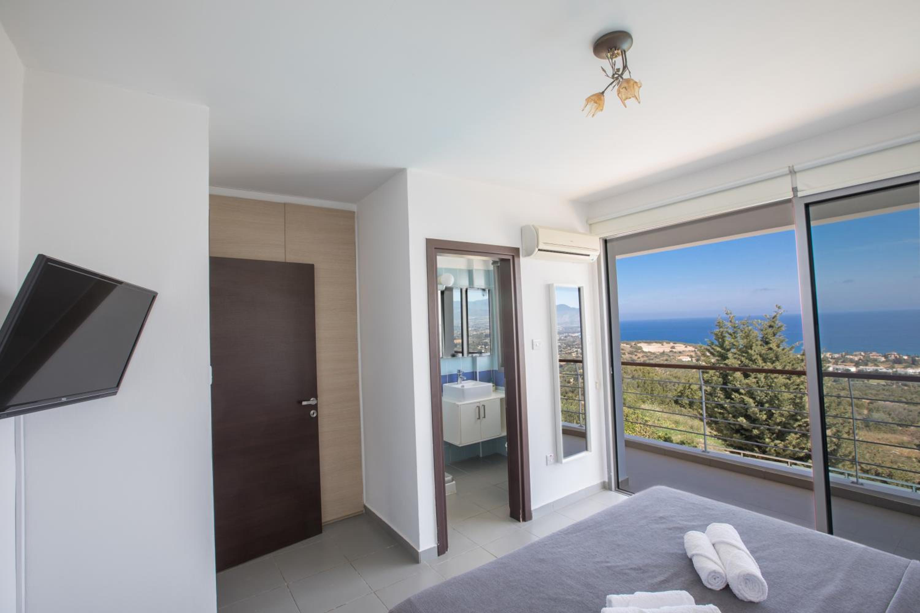Esprit Villa 33 Latchi