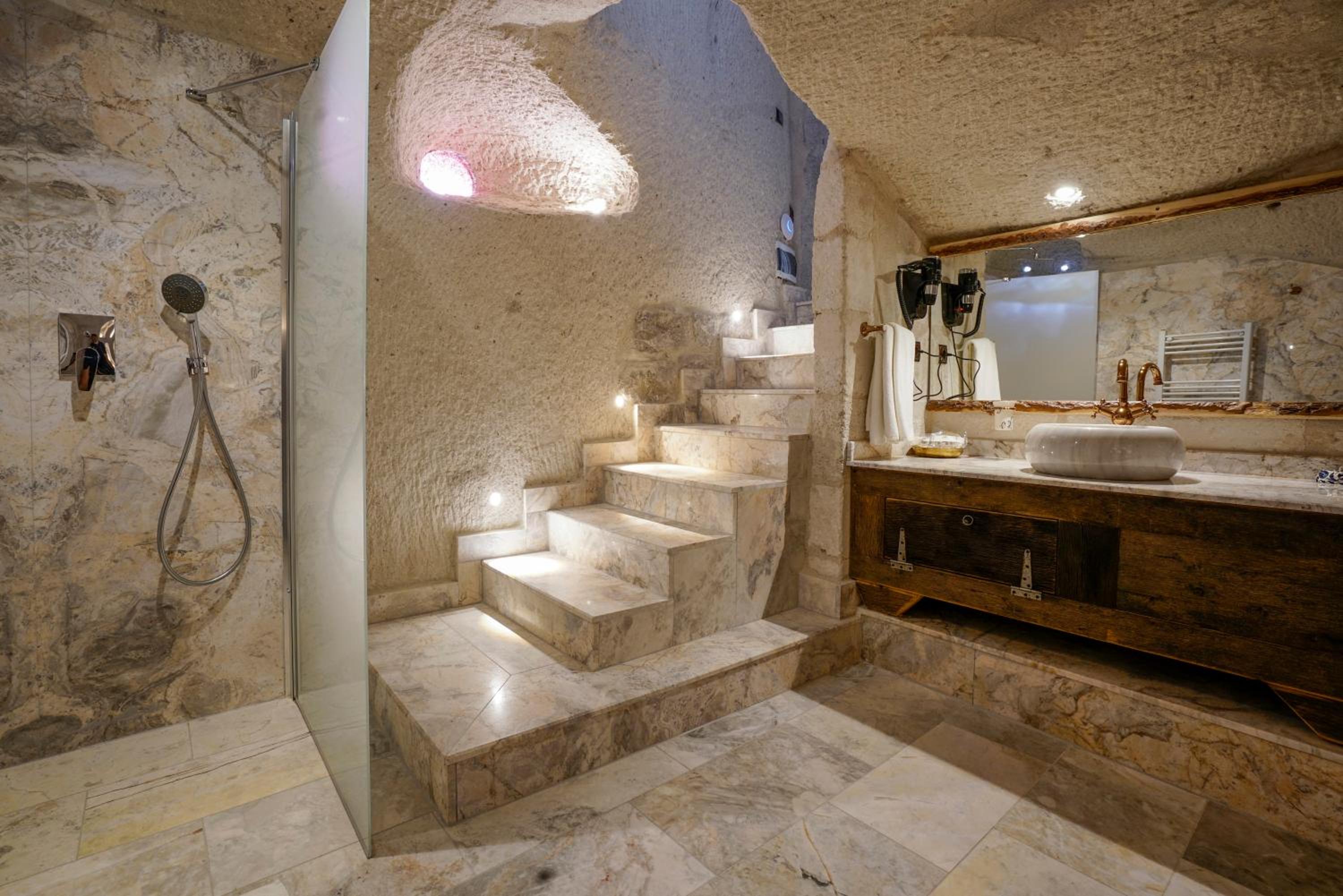 Artemis Cave Suites & Spa- Adults Only - Image 16