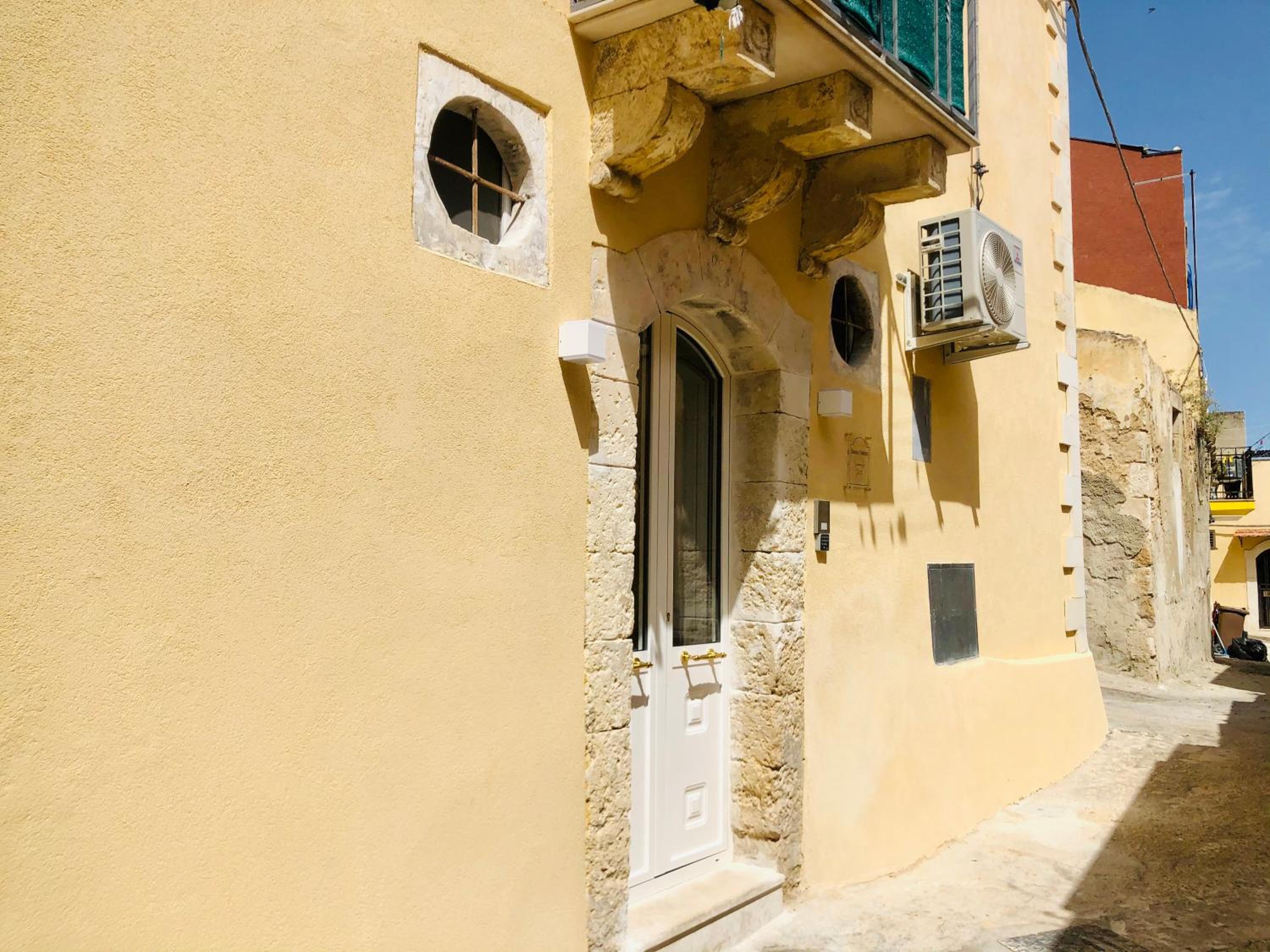 Dimora Umberto - Dammuso Suite view 2