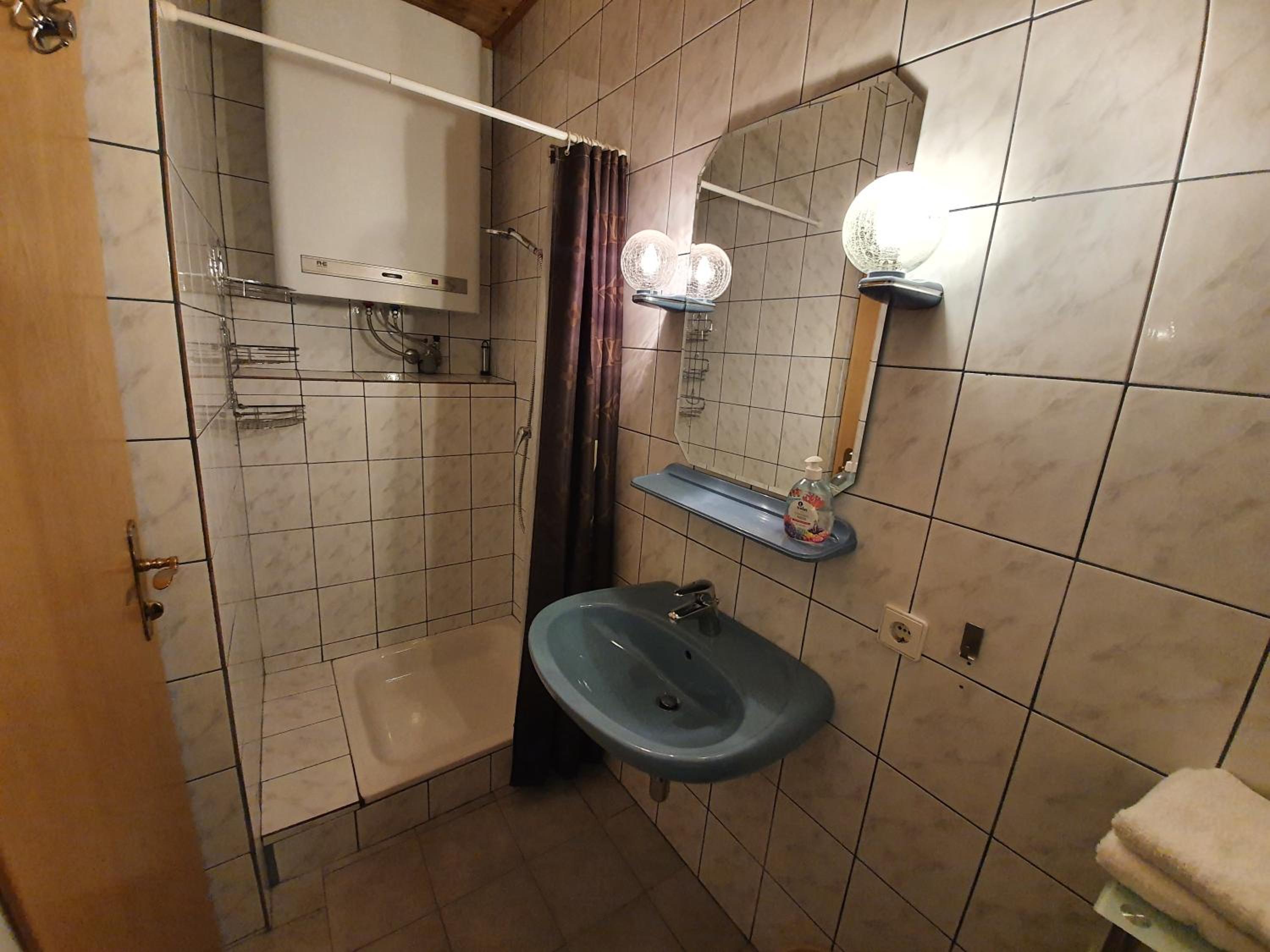 Photo 23